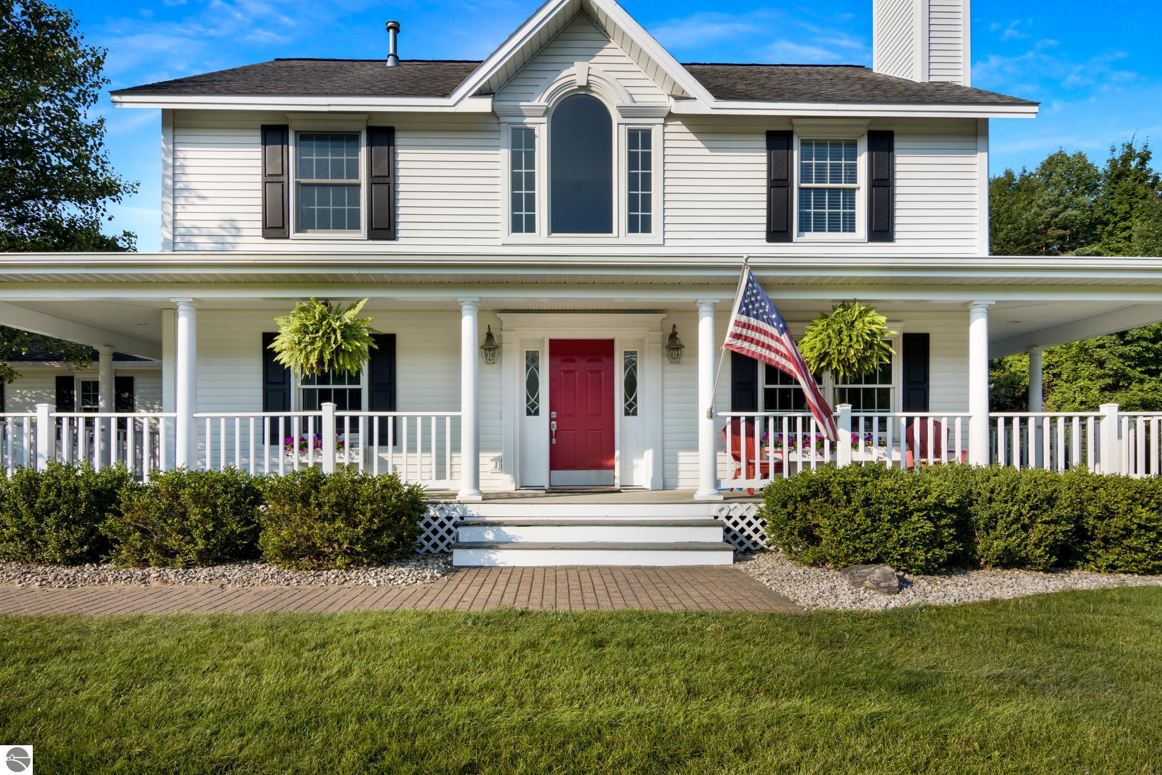 909 Black Hill Lane