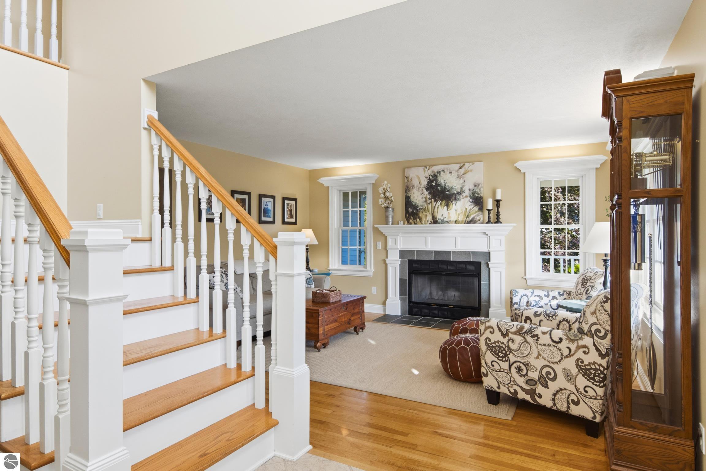 909 Black Hill Lane