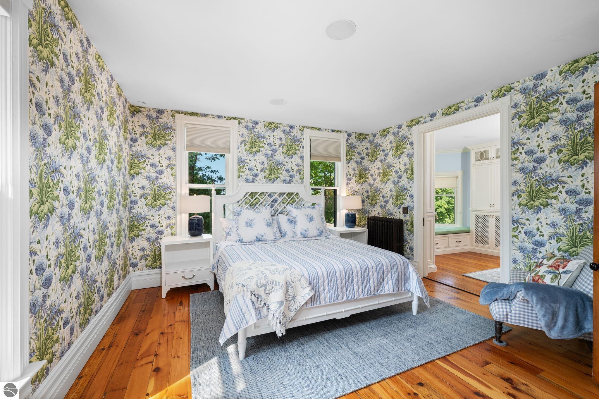 213 Sixth Street
