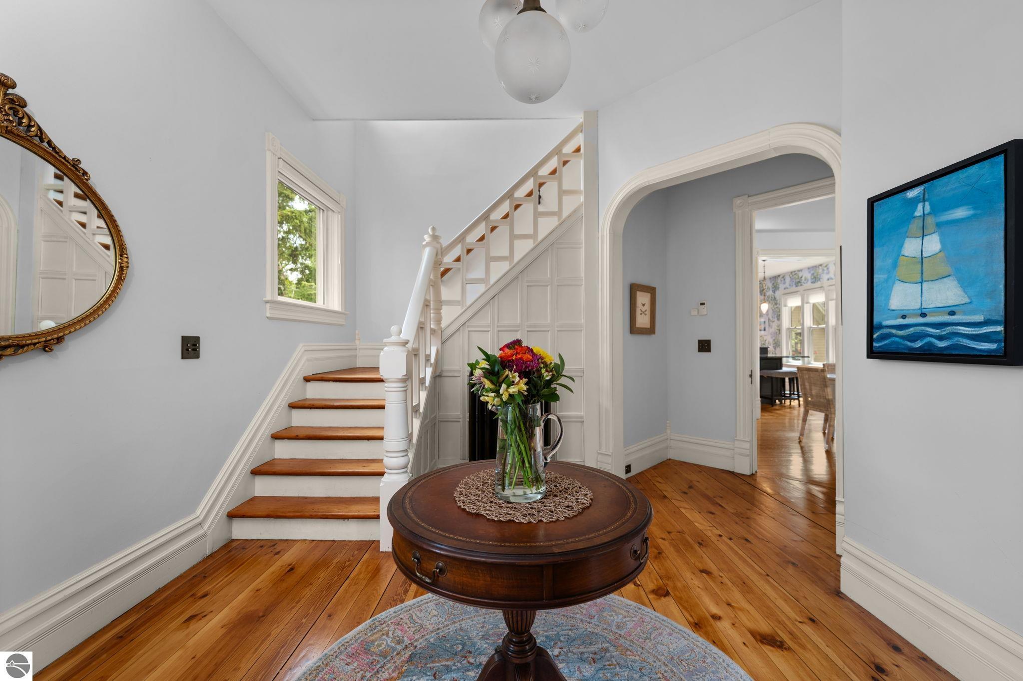 213 Sixth Street