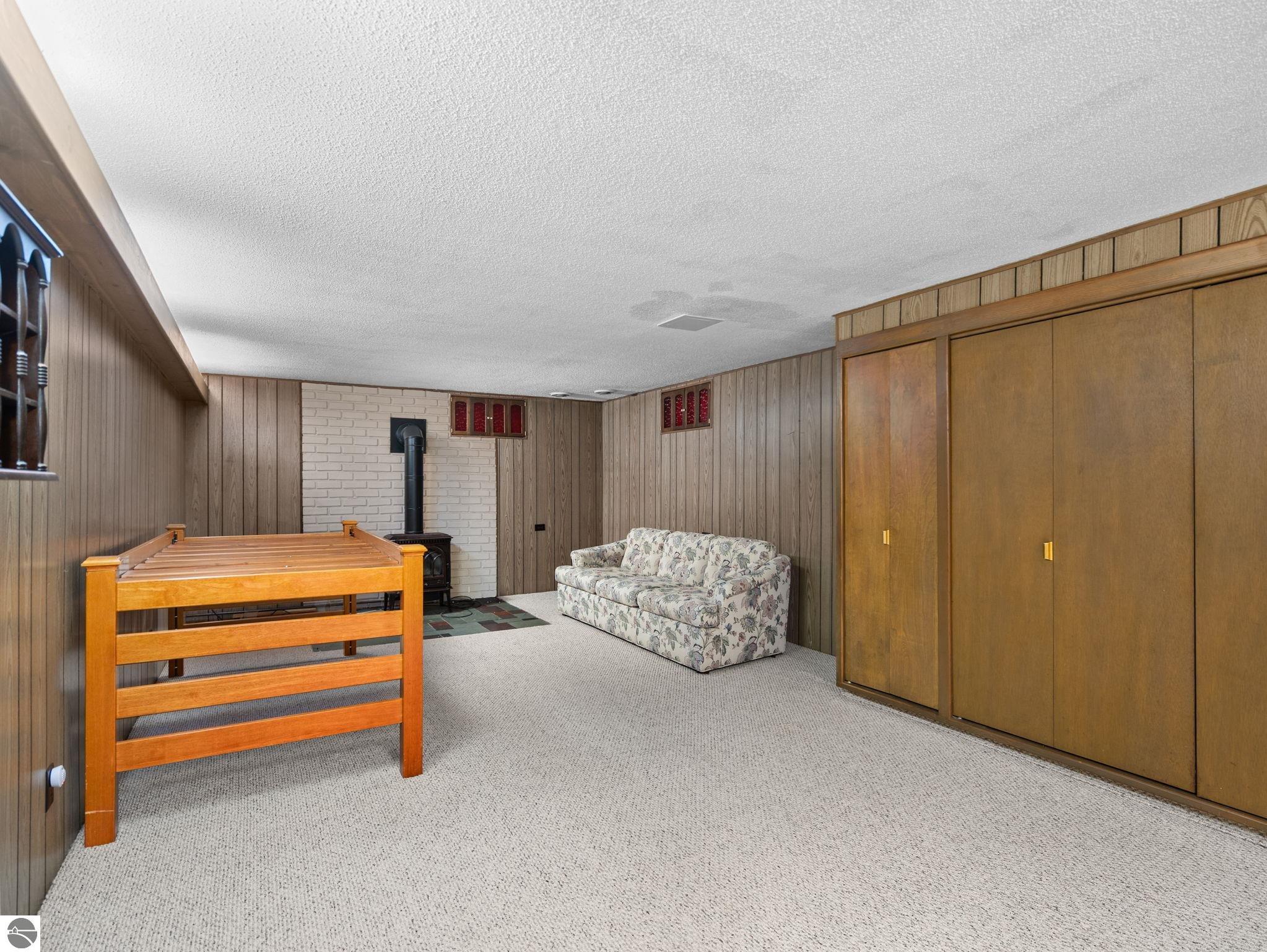 624 Fenton Street