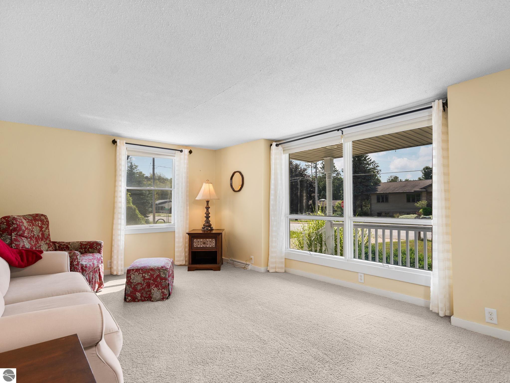 624 Fenton Street