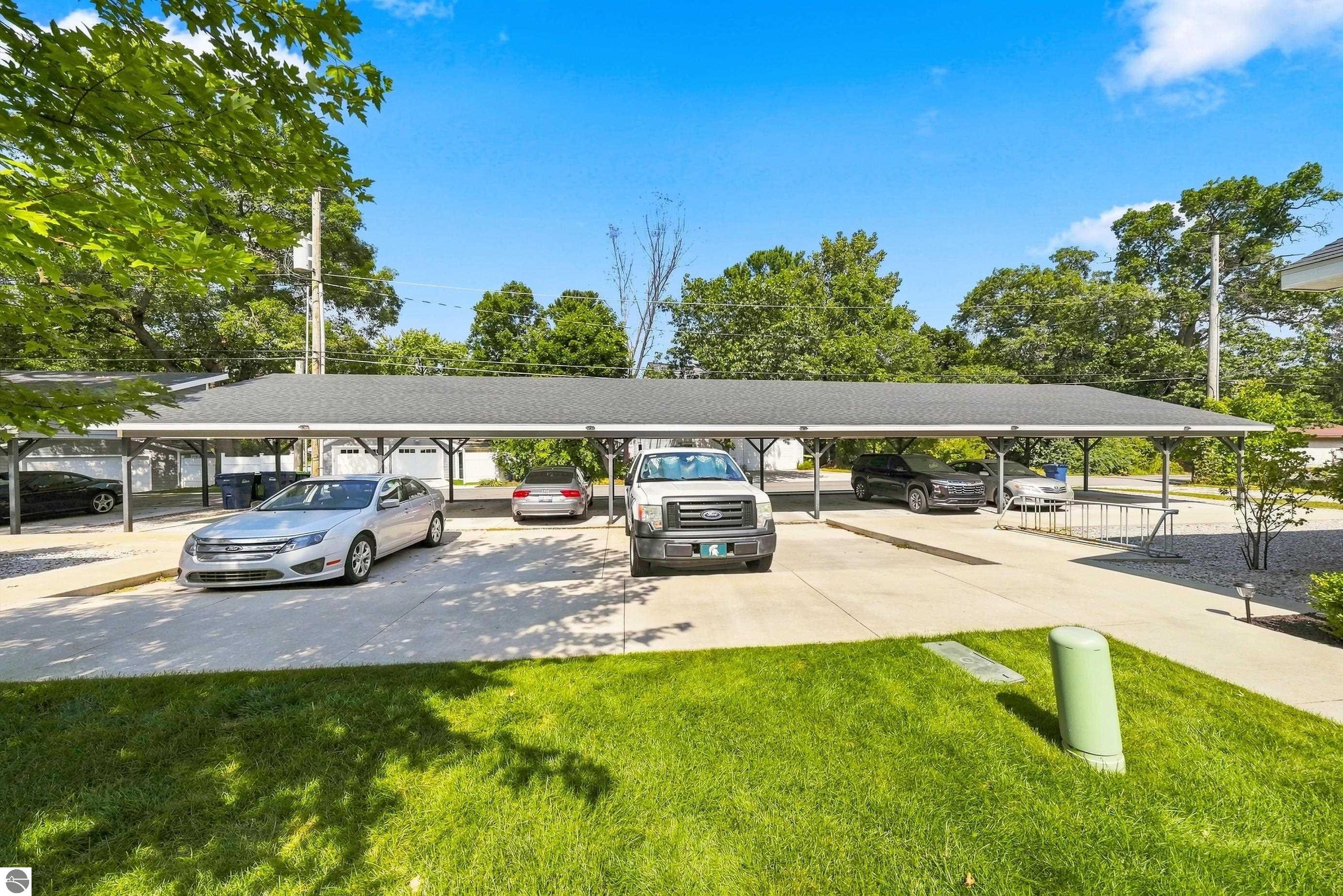 1011 E Front Street
