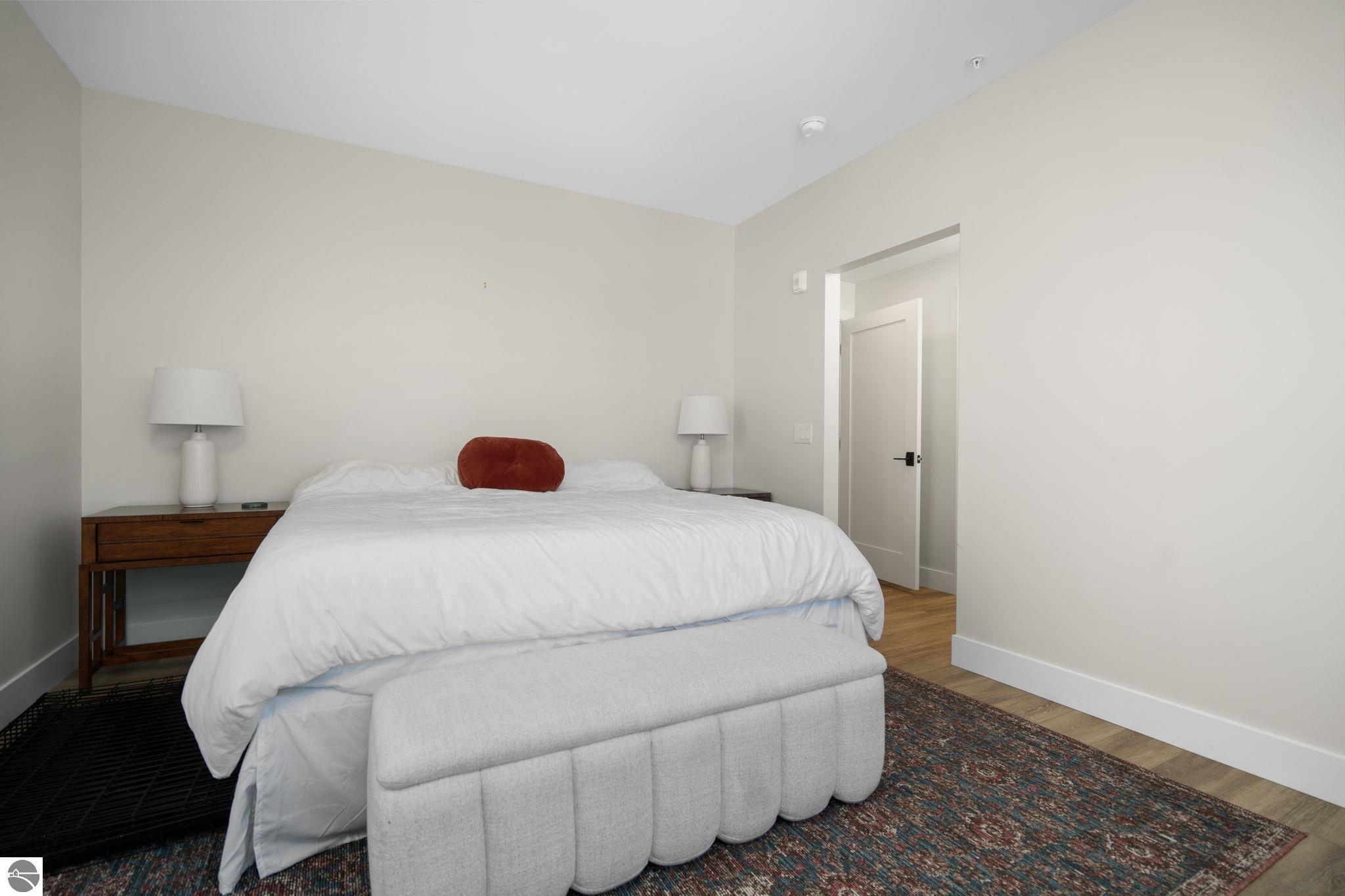 714 #308 Randolph Street