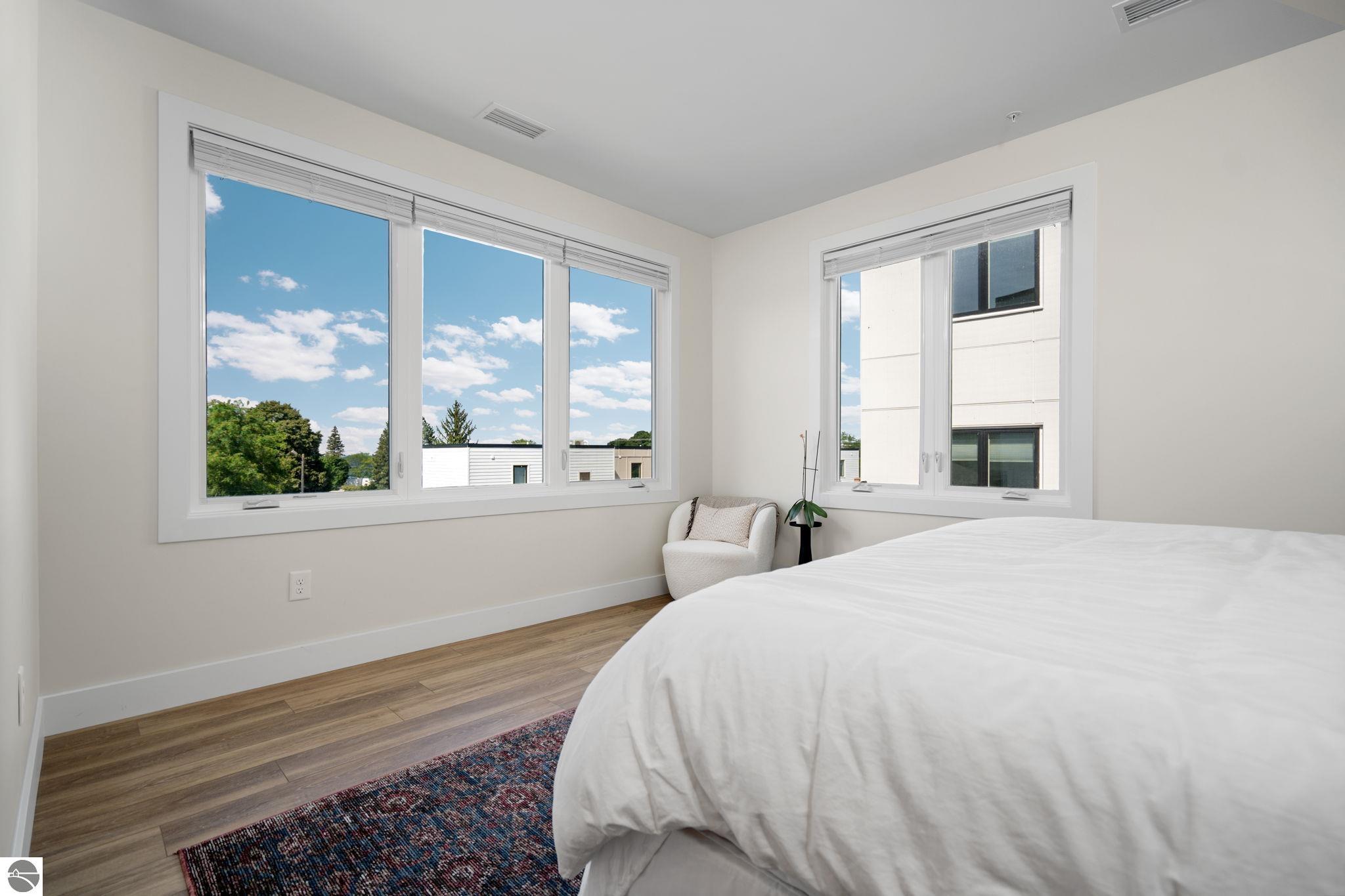 714 #308 Randolph Street