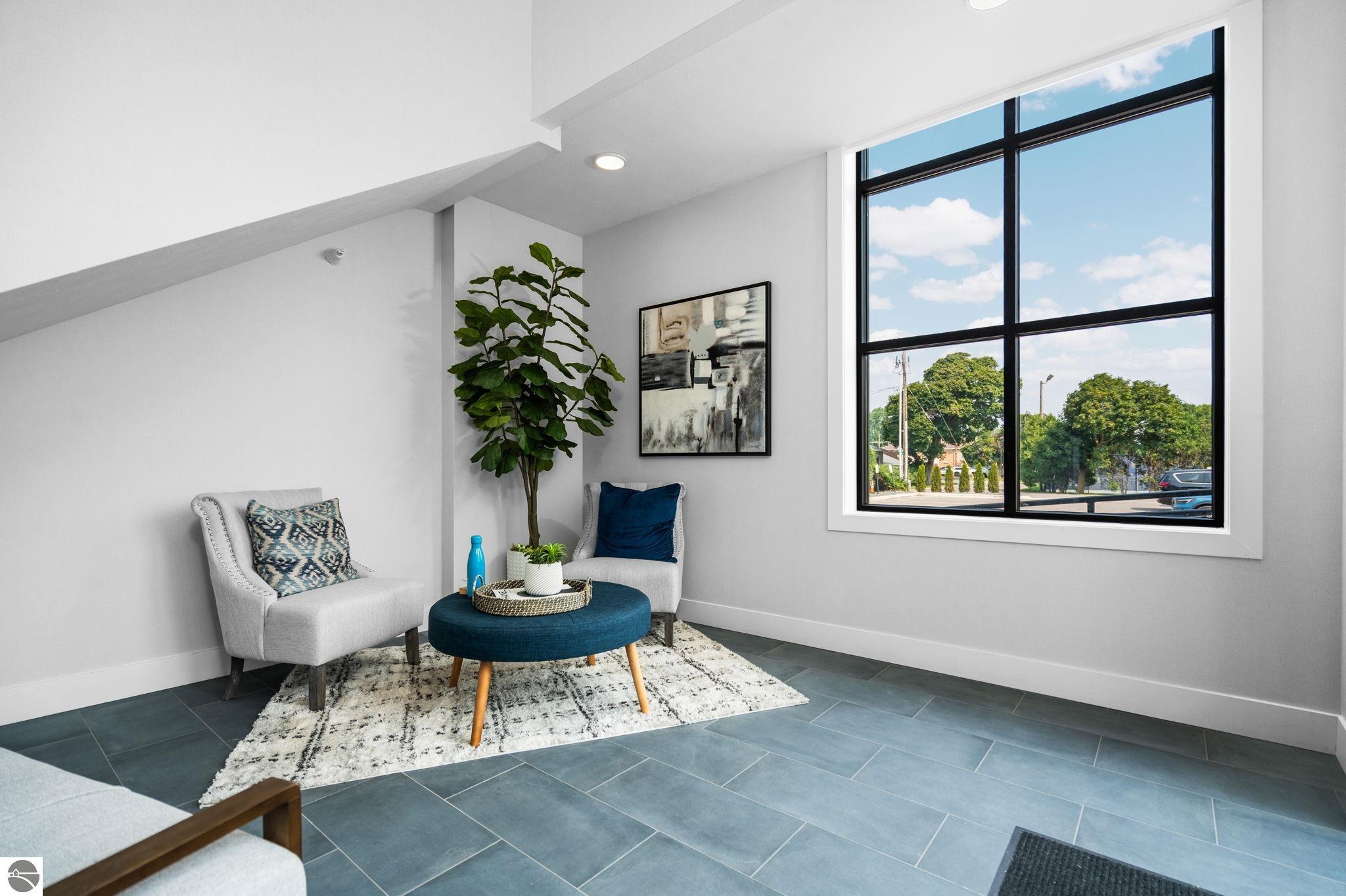 714 #308 Randolph Street