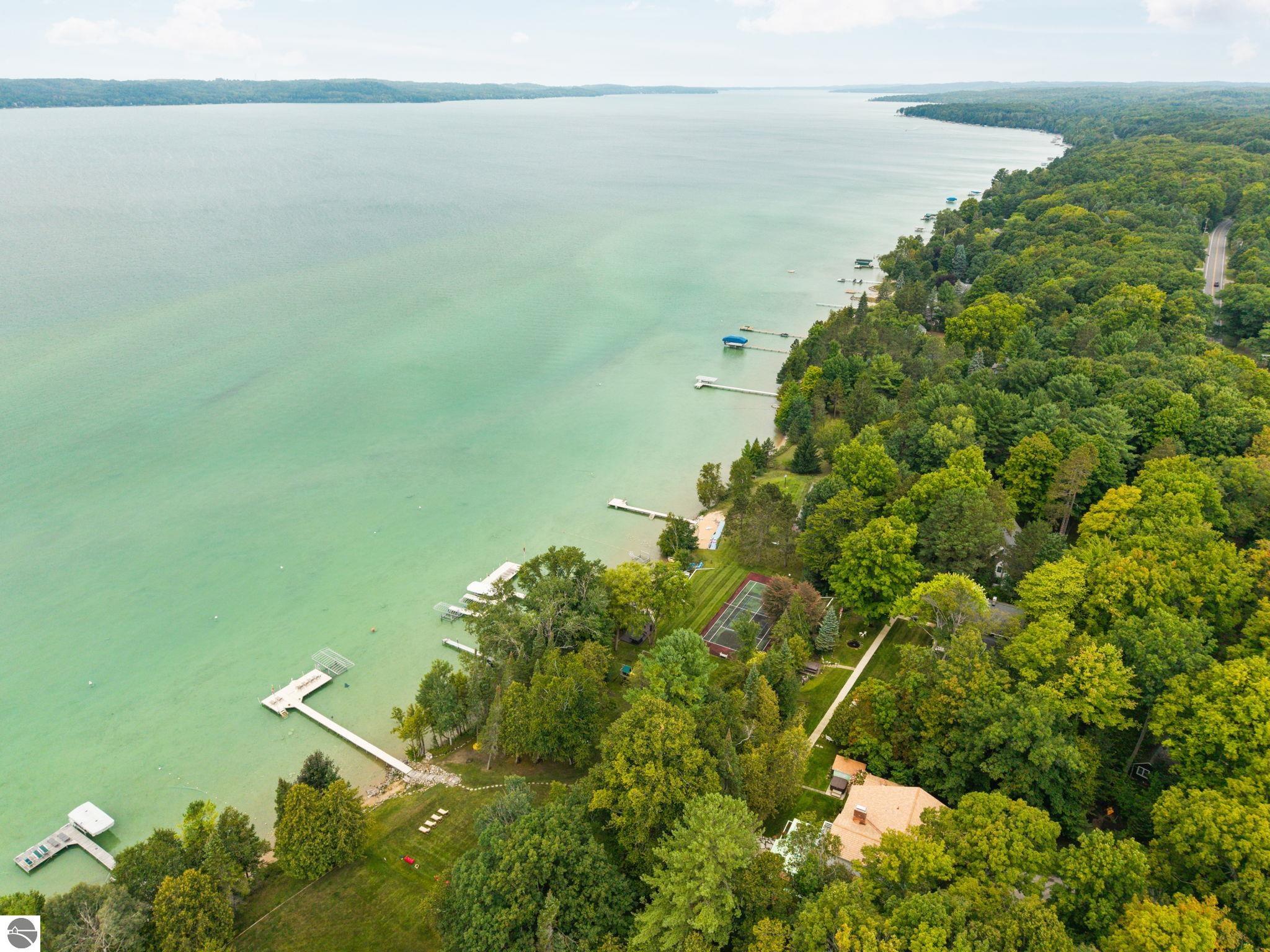 5658 SE Torch Lake Drive