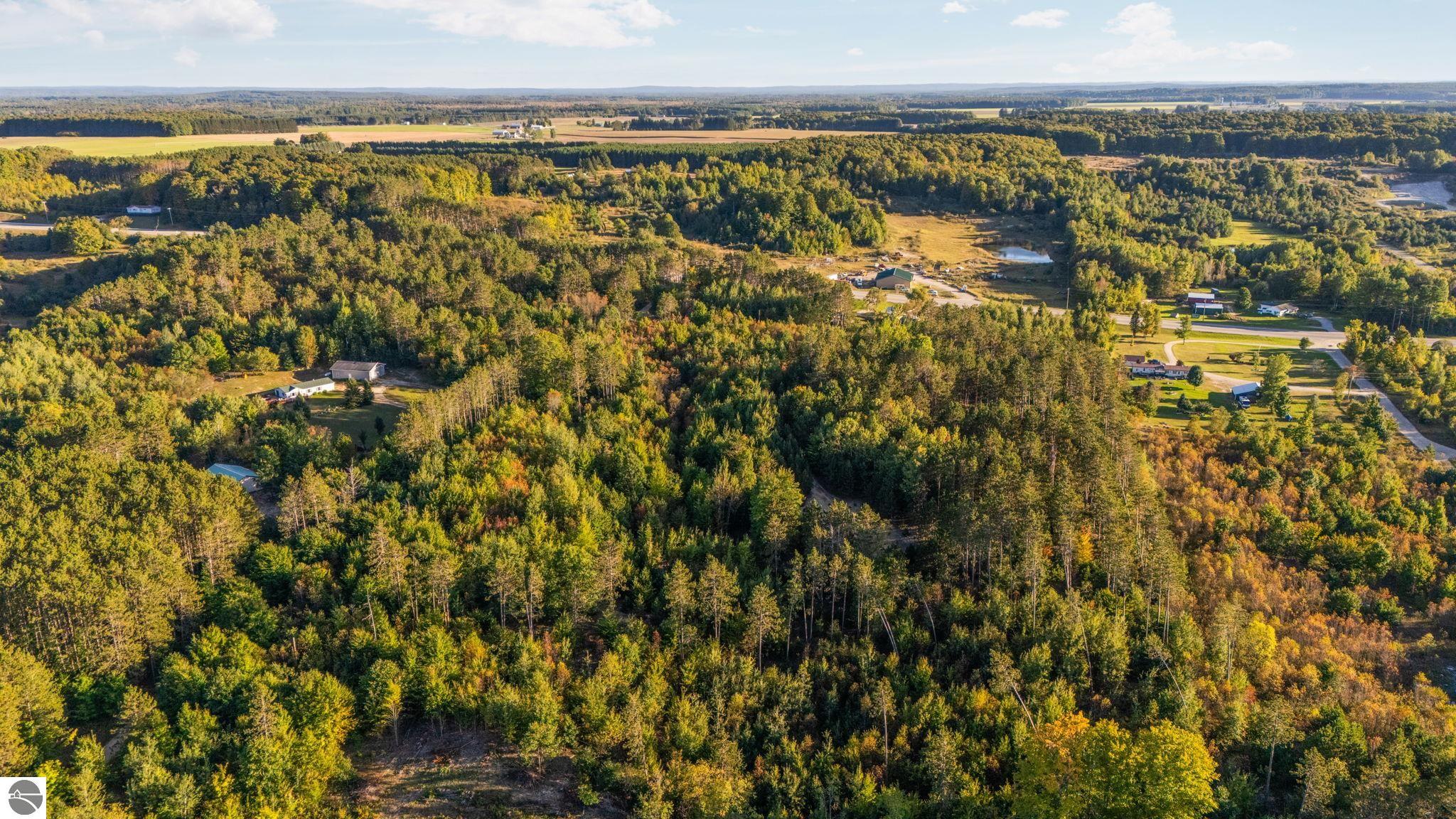 171 NE Colt Road