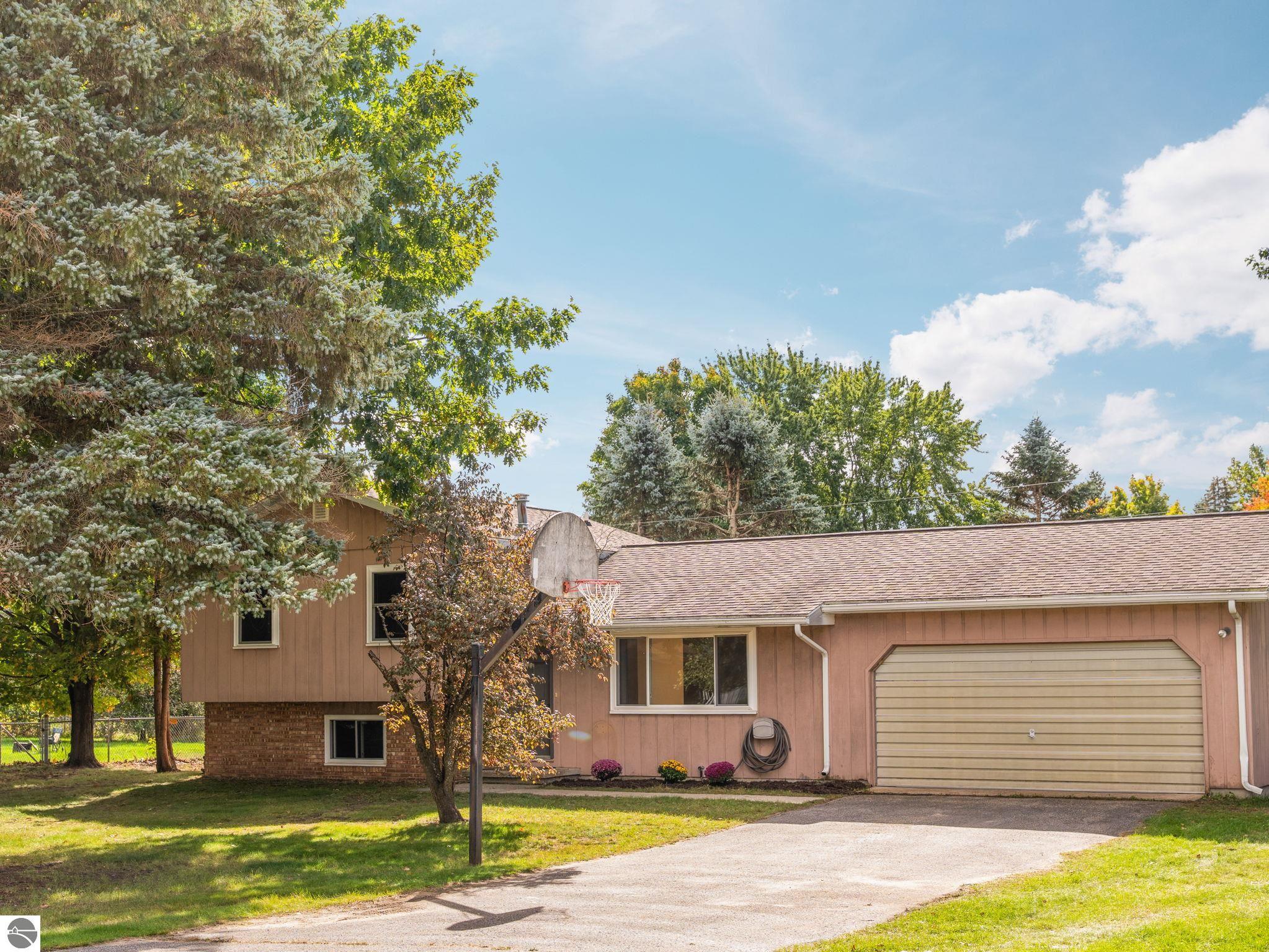 5949 Donna Court