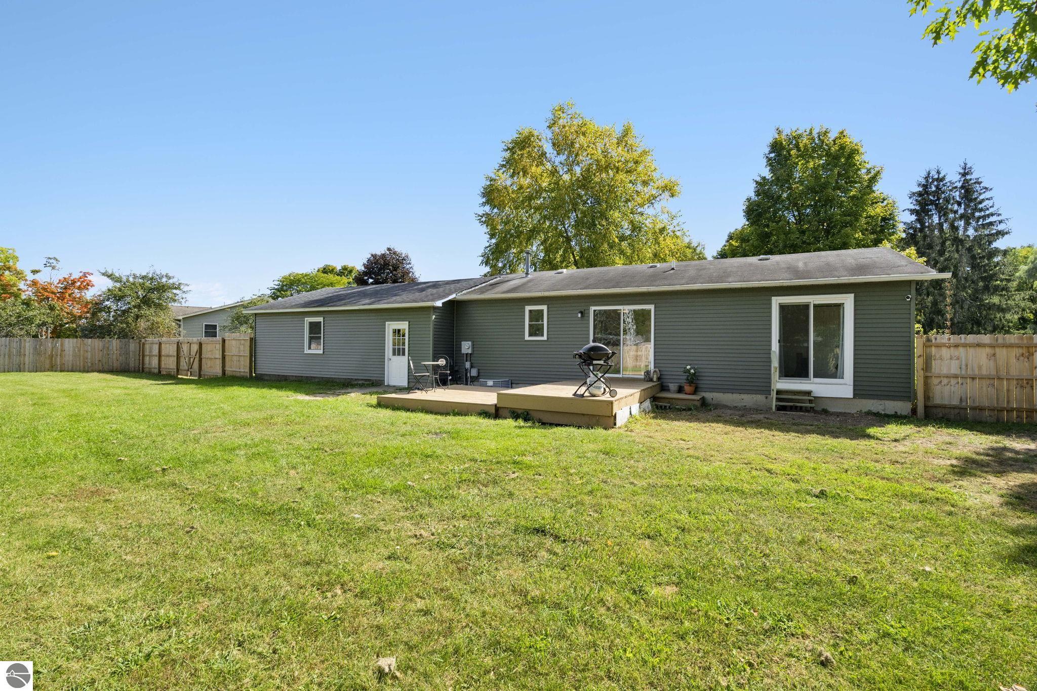 4650 N Manor Wood Drive