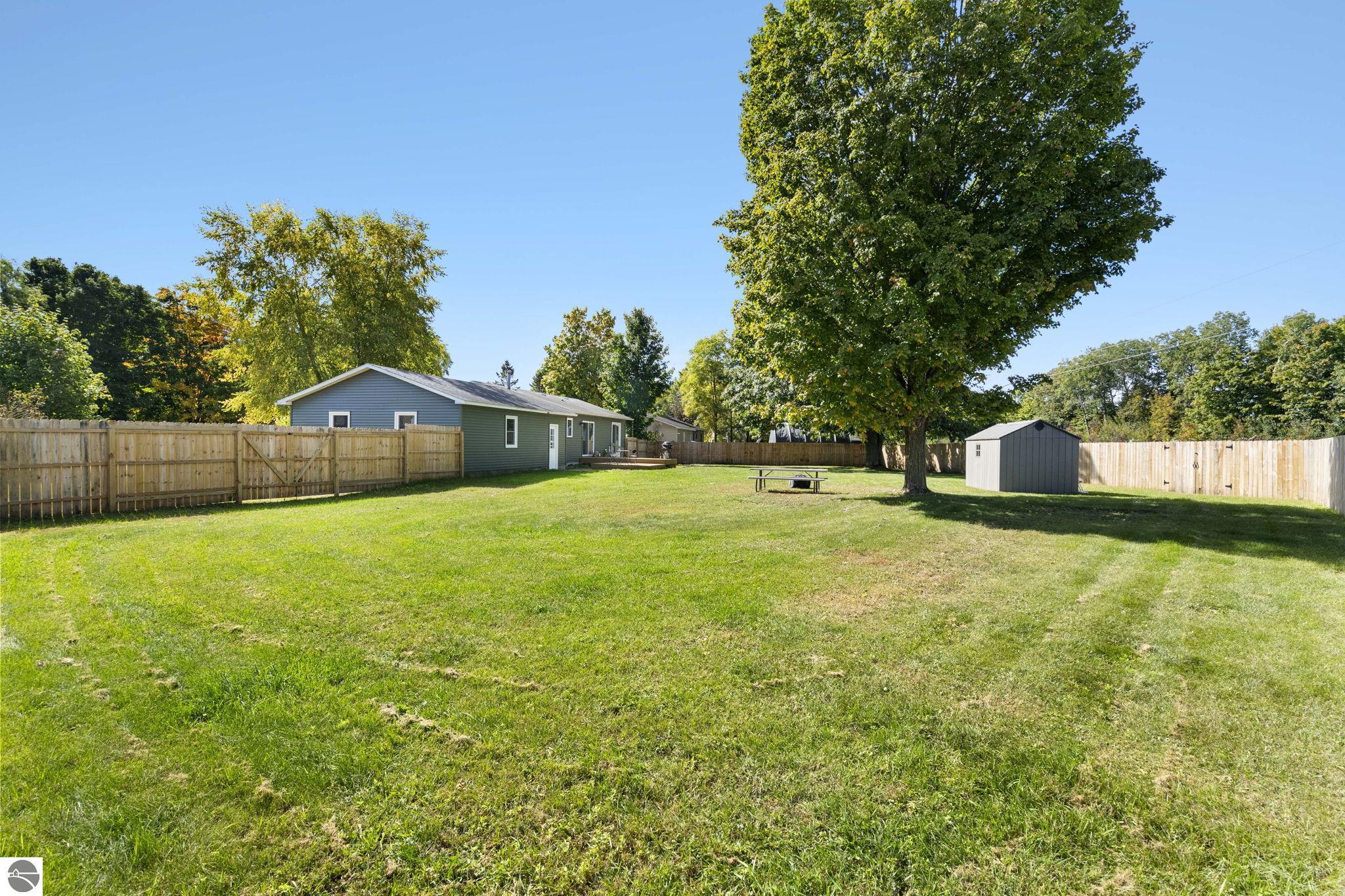 4650 N Manor Wood Drive