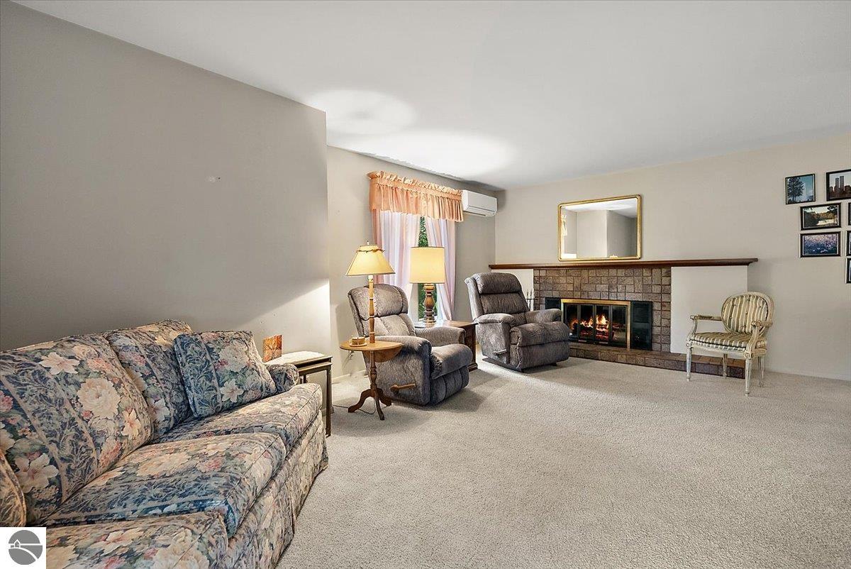 3910 Morningside