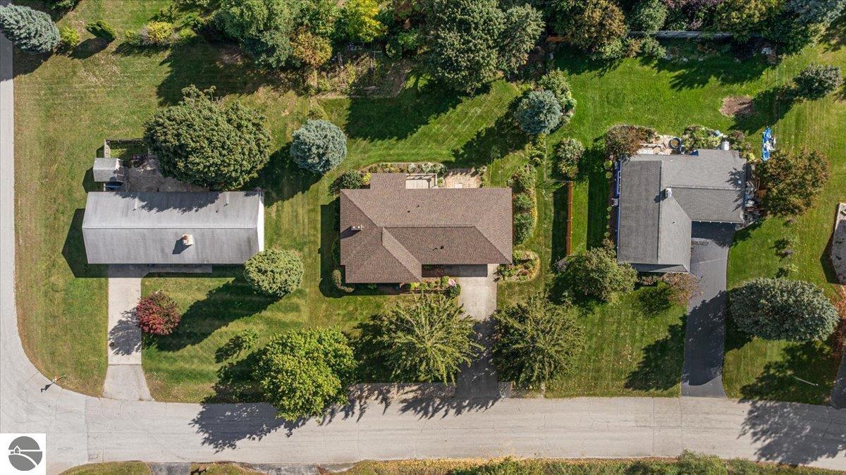 3910 Morningside