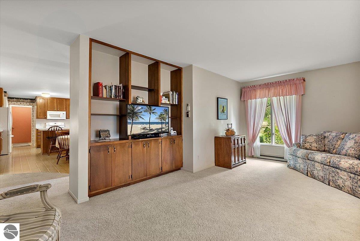 3910 Morningside