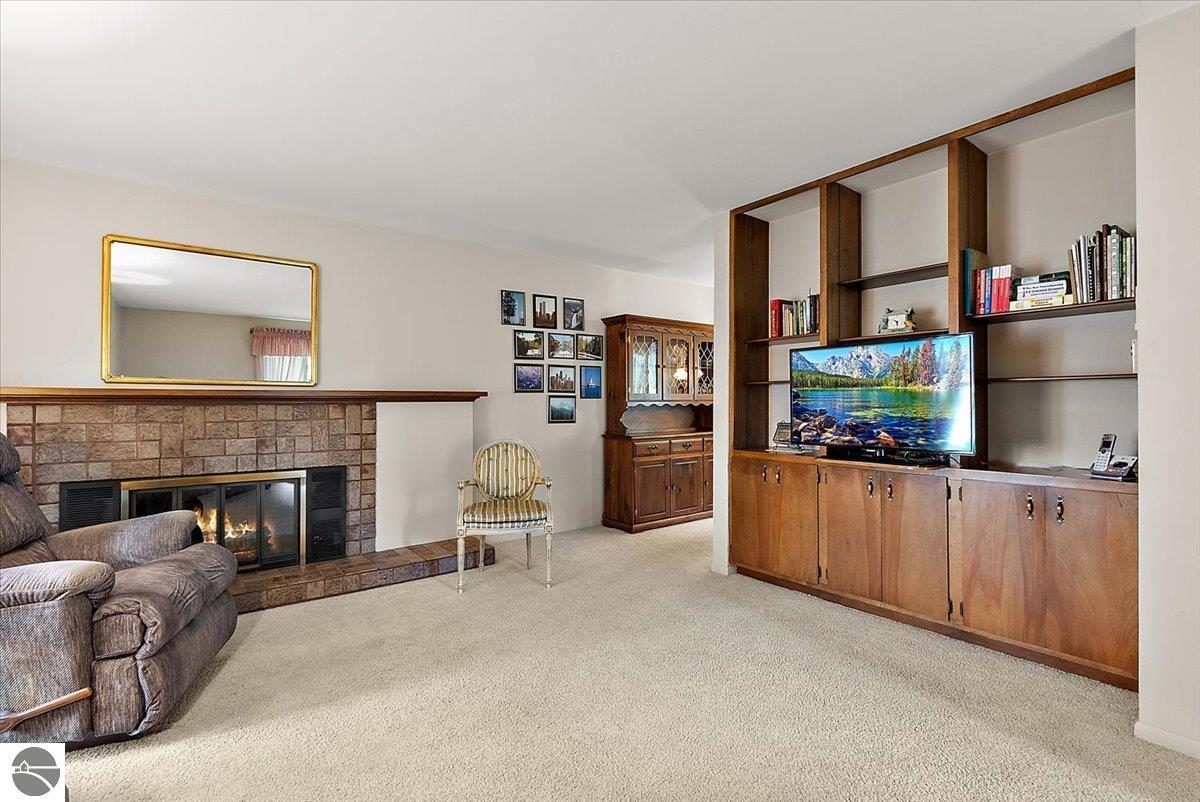 3910 Morningside