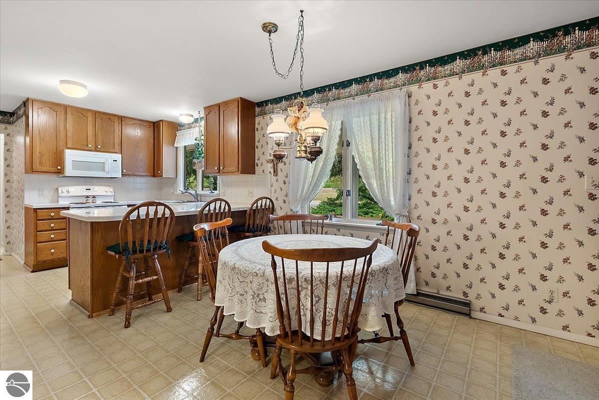 3910 Morningside