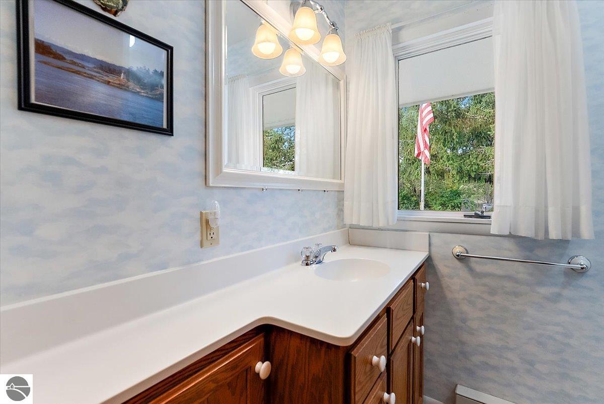 3910 Morningside
