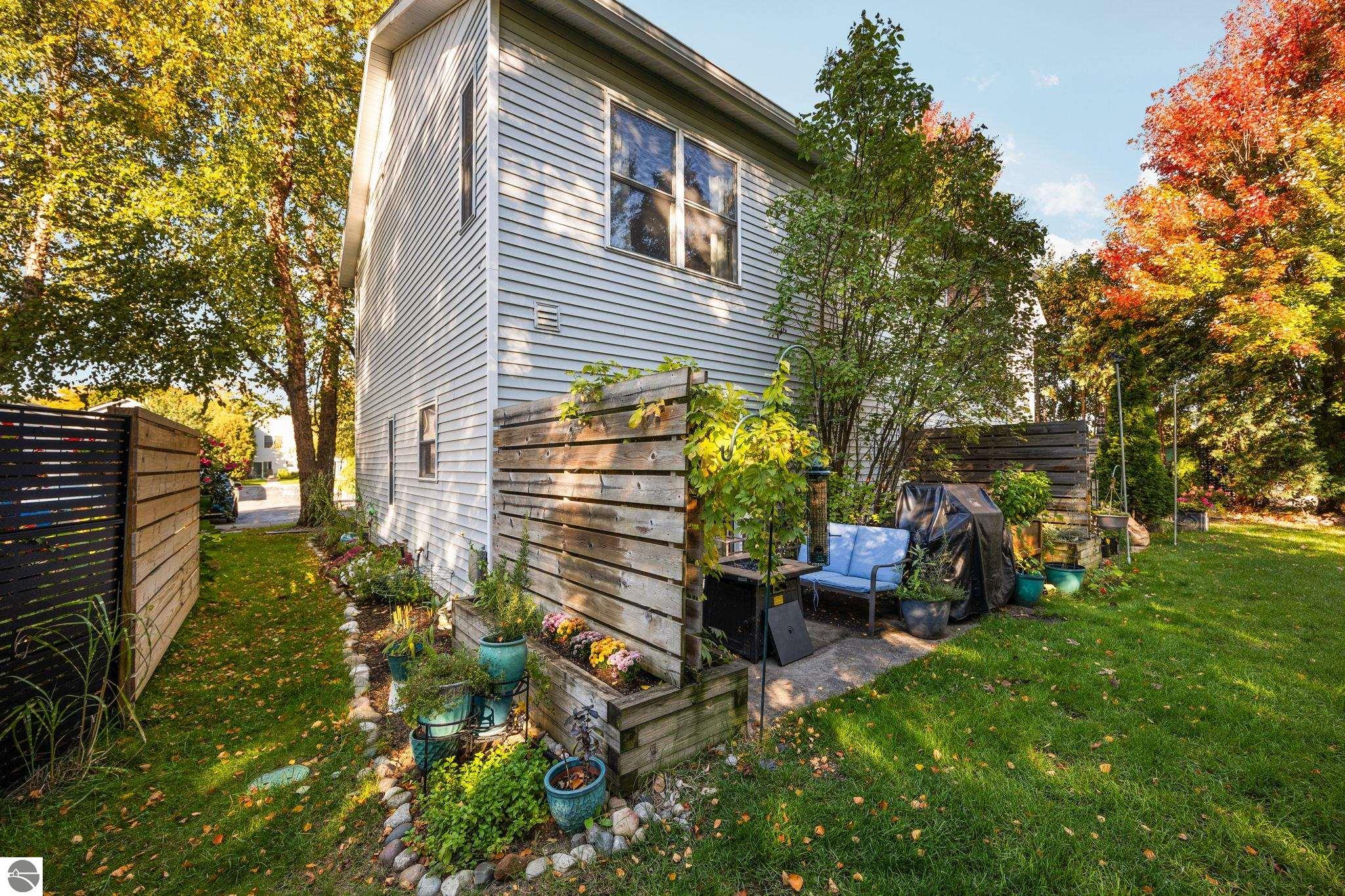 711 Lake Avenue # C Unit: #10-C