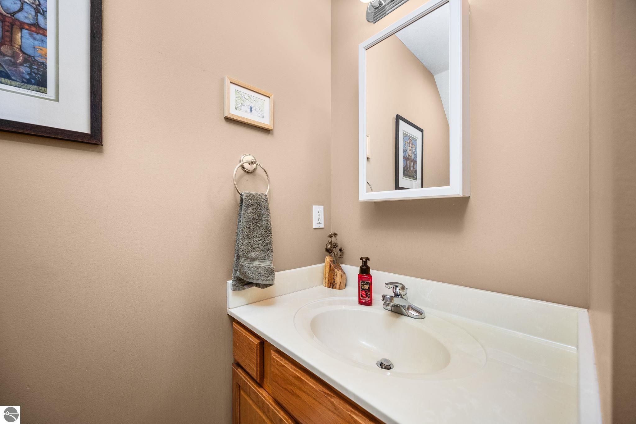 711 Lake Avenue # C Unit: #10-C