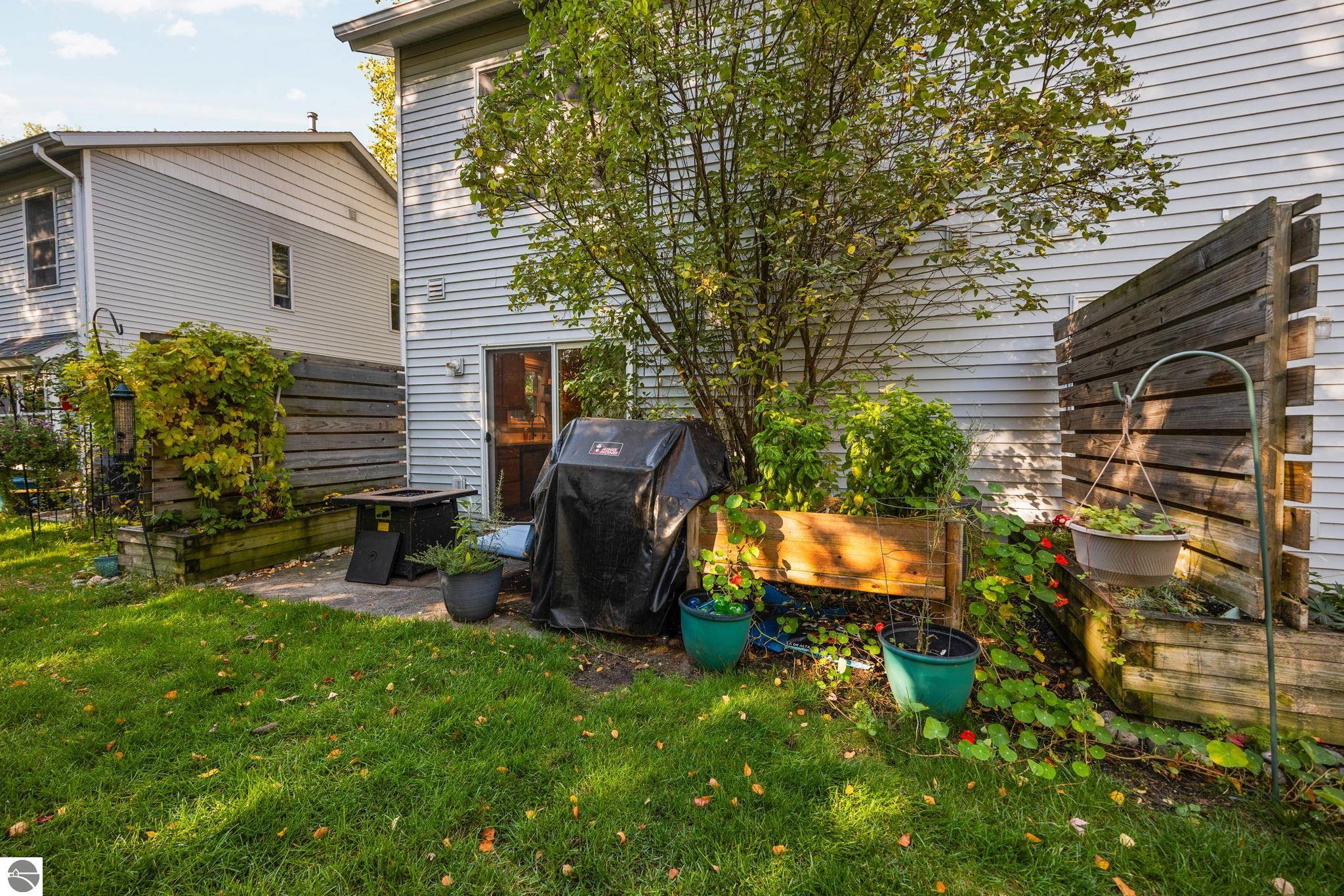 711 Lake Avenue # C Unit: #10-C