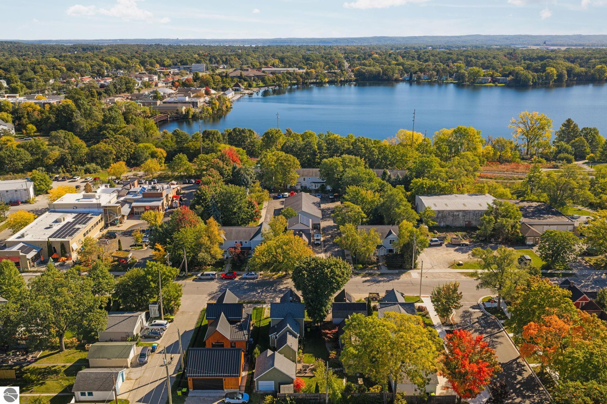 711 Lake Avenue # C Unit: #10-C