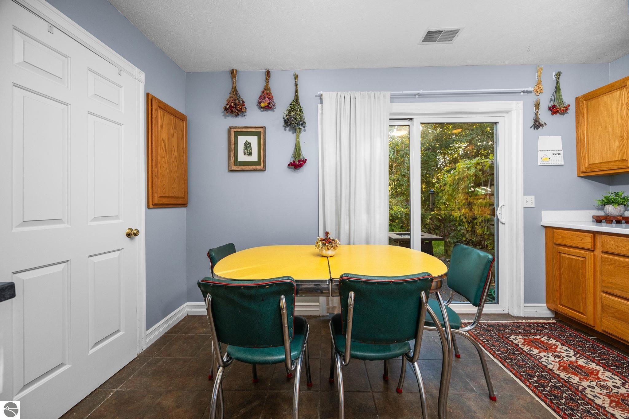 711 Lake Avenue # C Unit: #10-C
