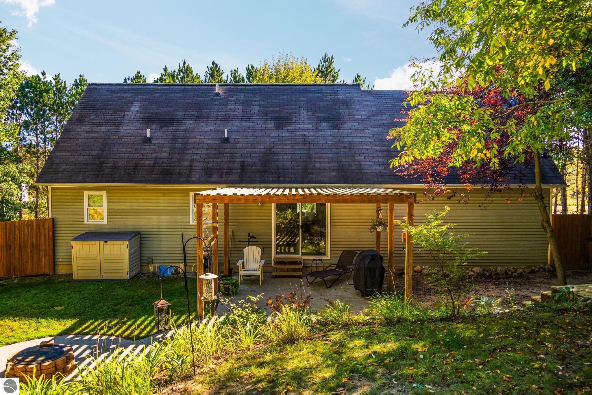 6658 Summit City Road