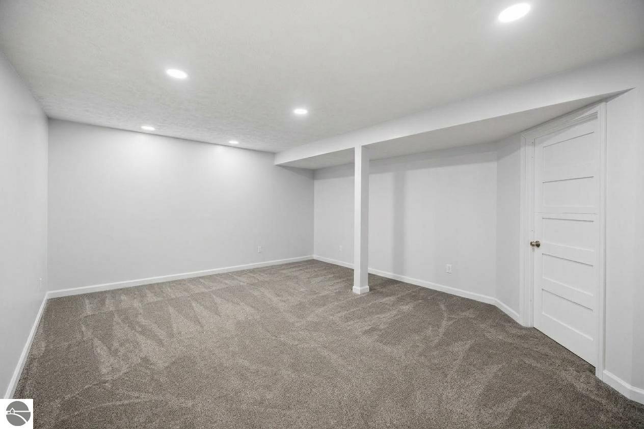 6658 Summit City Road