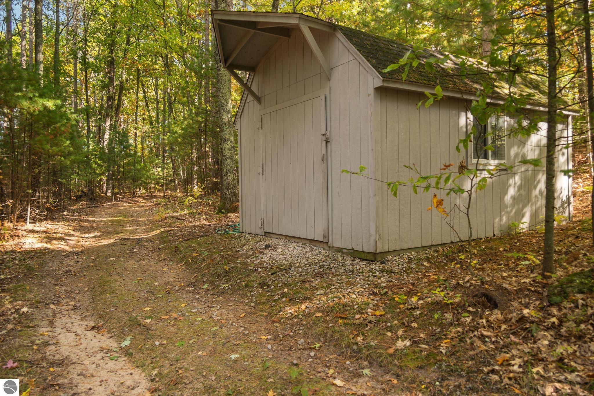 8669 Wheeler Pines Road
