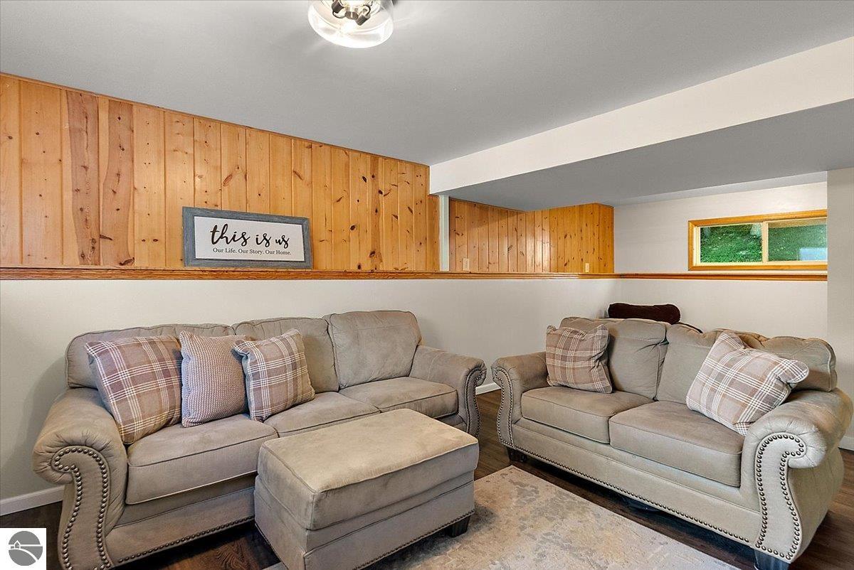 5331 Moore Road