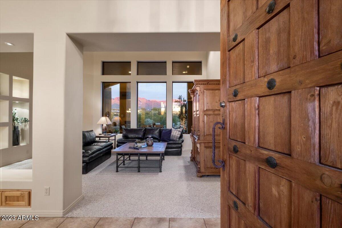 9446 E Hualapai Drive