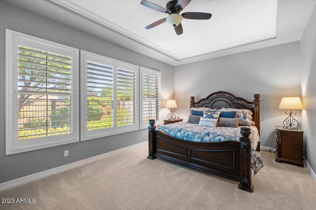 2339 W DUANE Lane