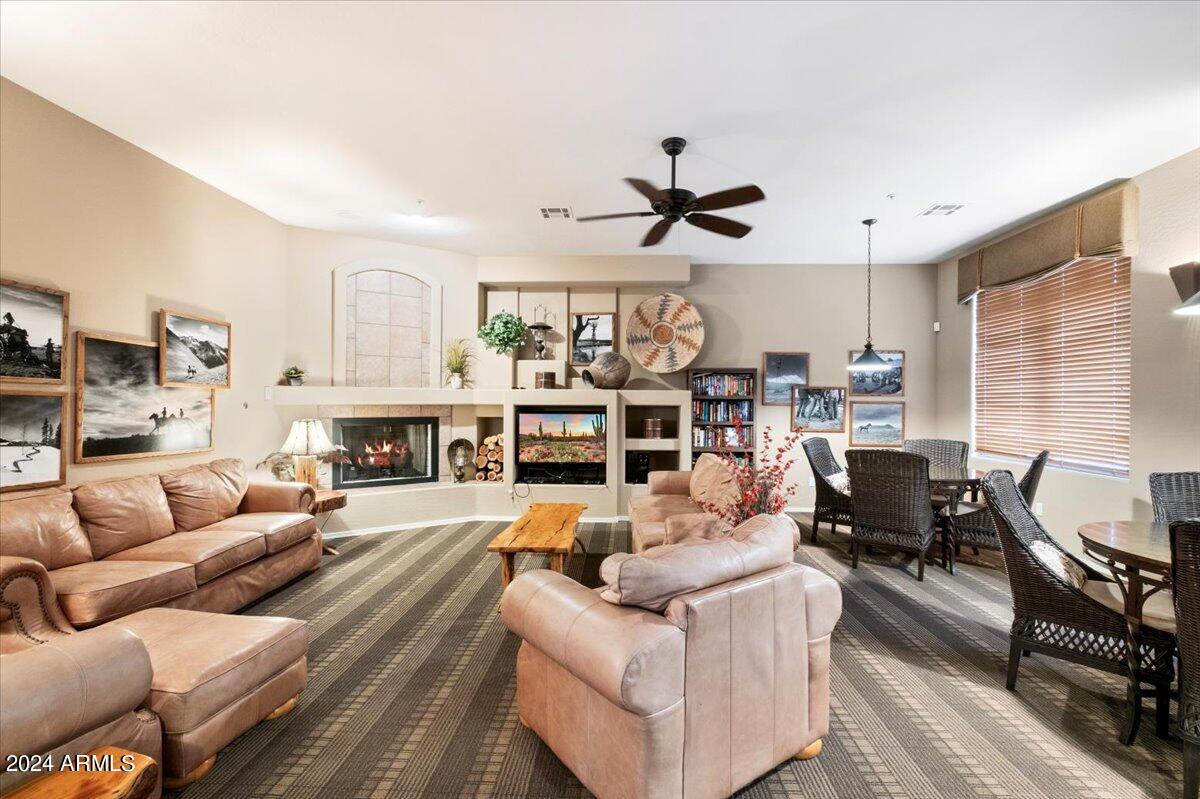 11500 E COCHISE Drive, 1104