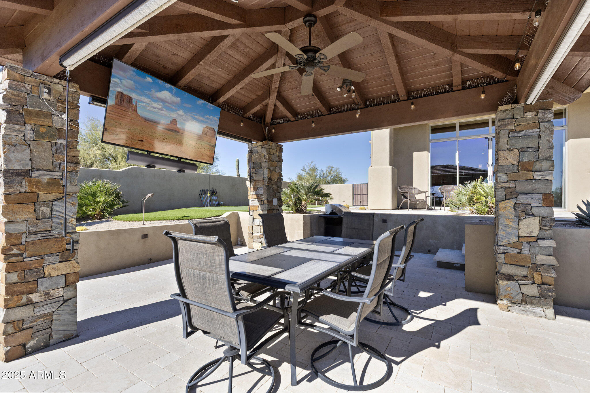 6419 E GREYTHORN Drive