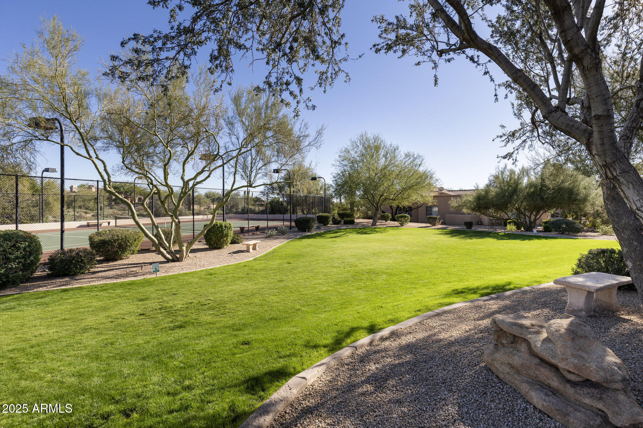 6419 E GREYTHORN Drive