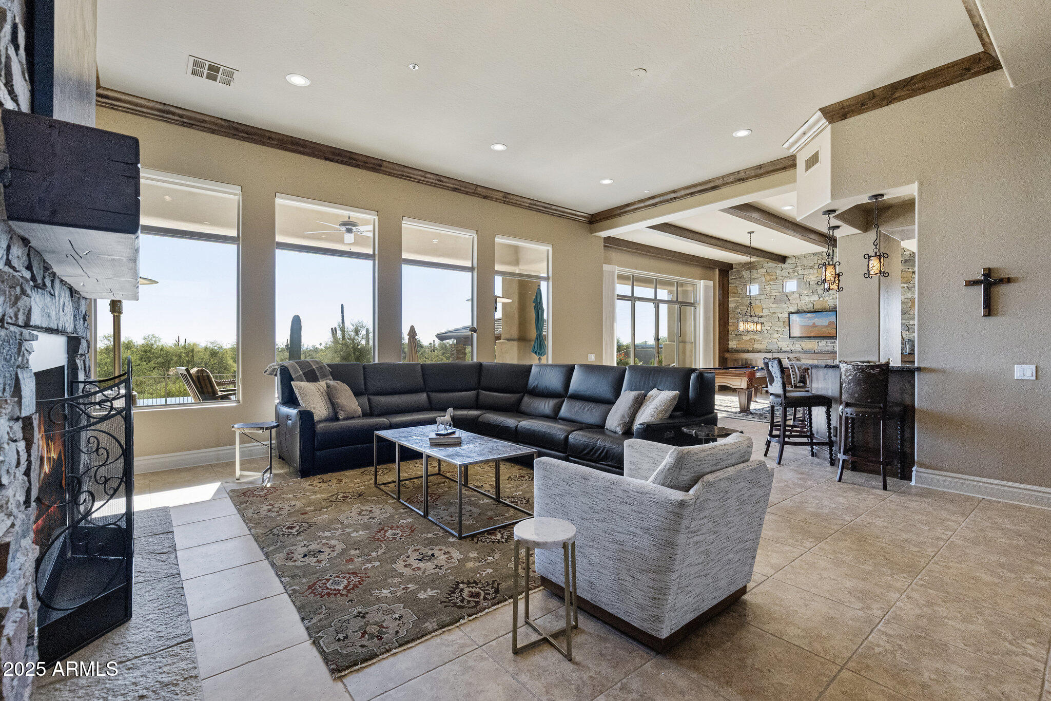 6419 E GREYTHORN Drive