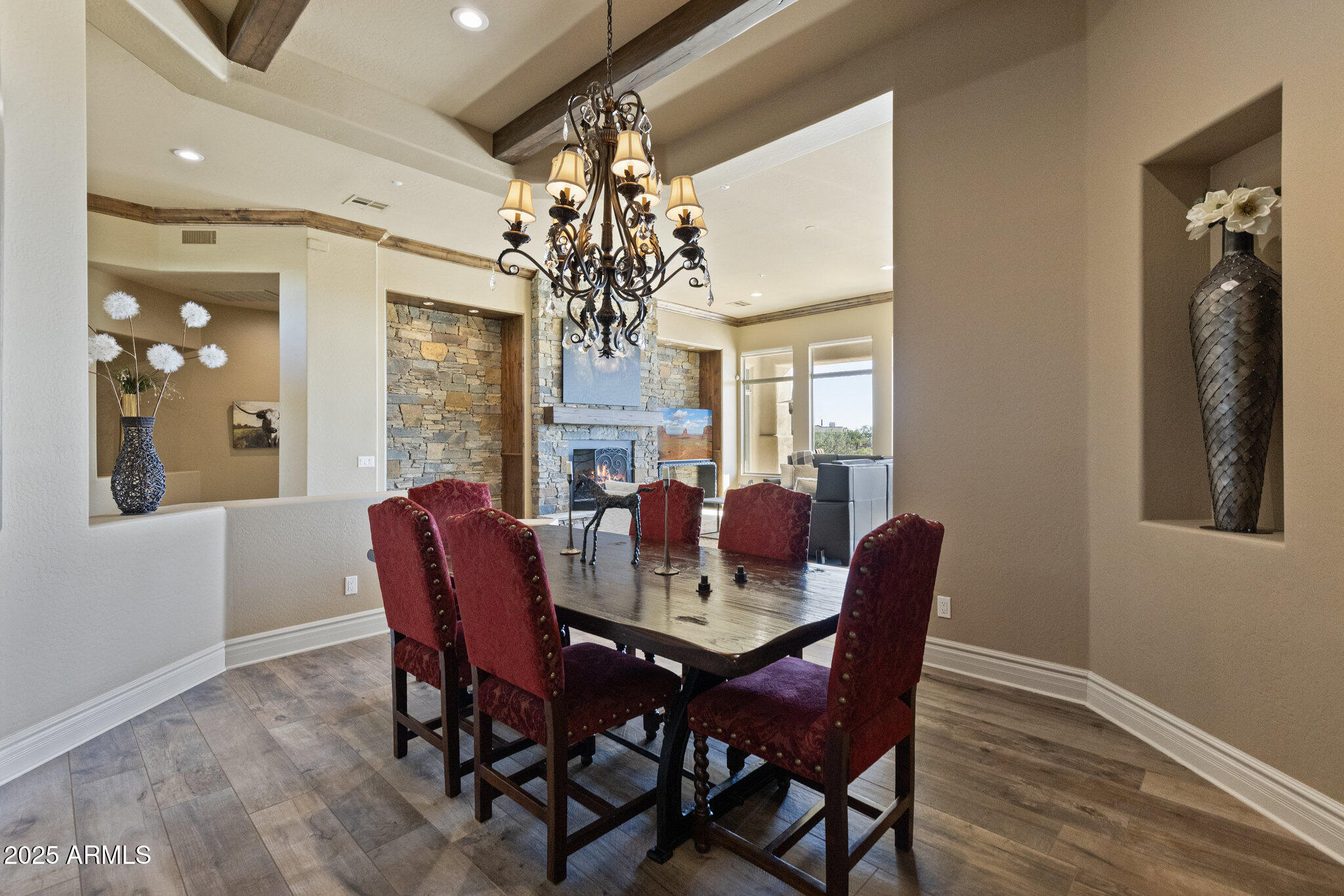 6419 E GREYTHORN Drive