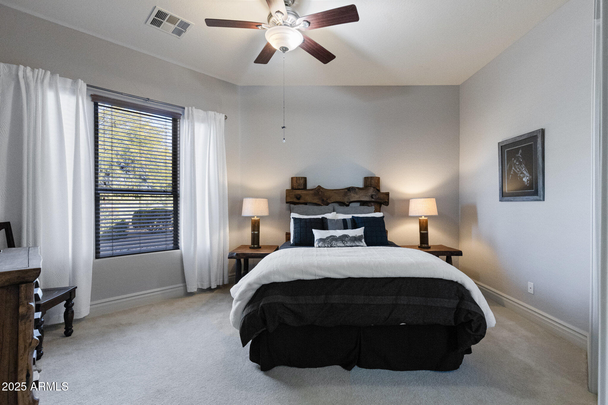 6419 E GREYTHORN Drive