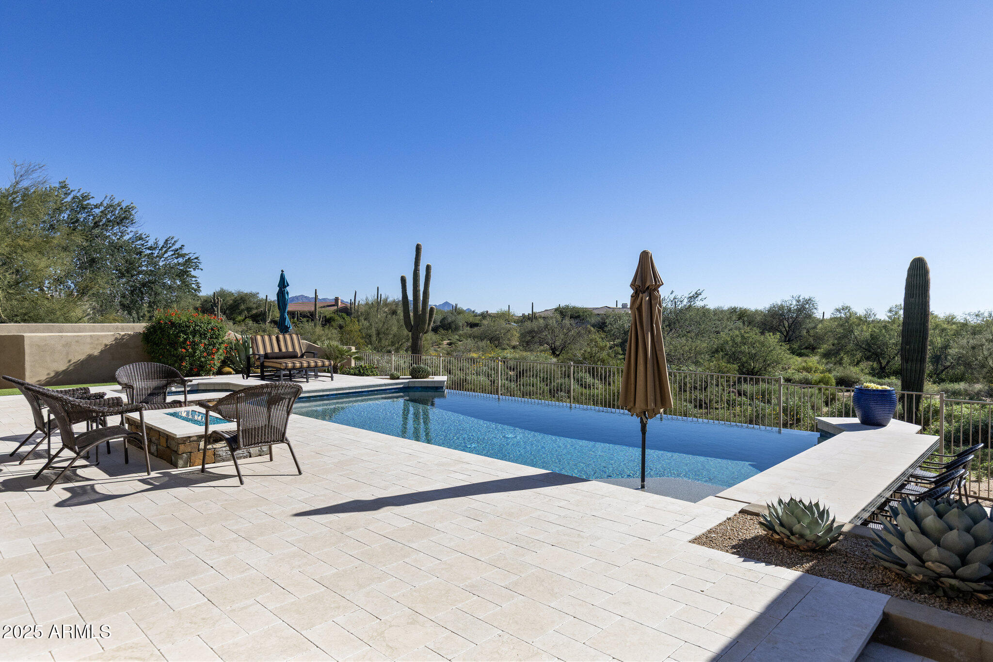 6419 E GREYTHORN Drive