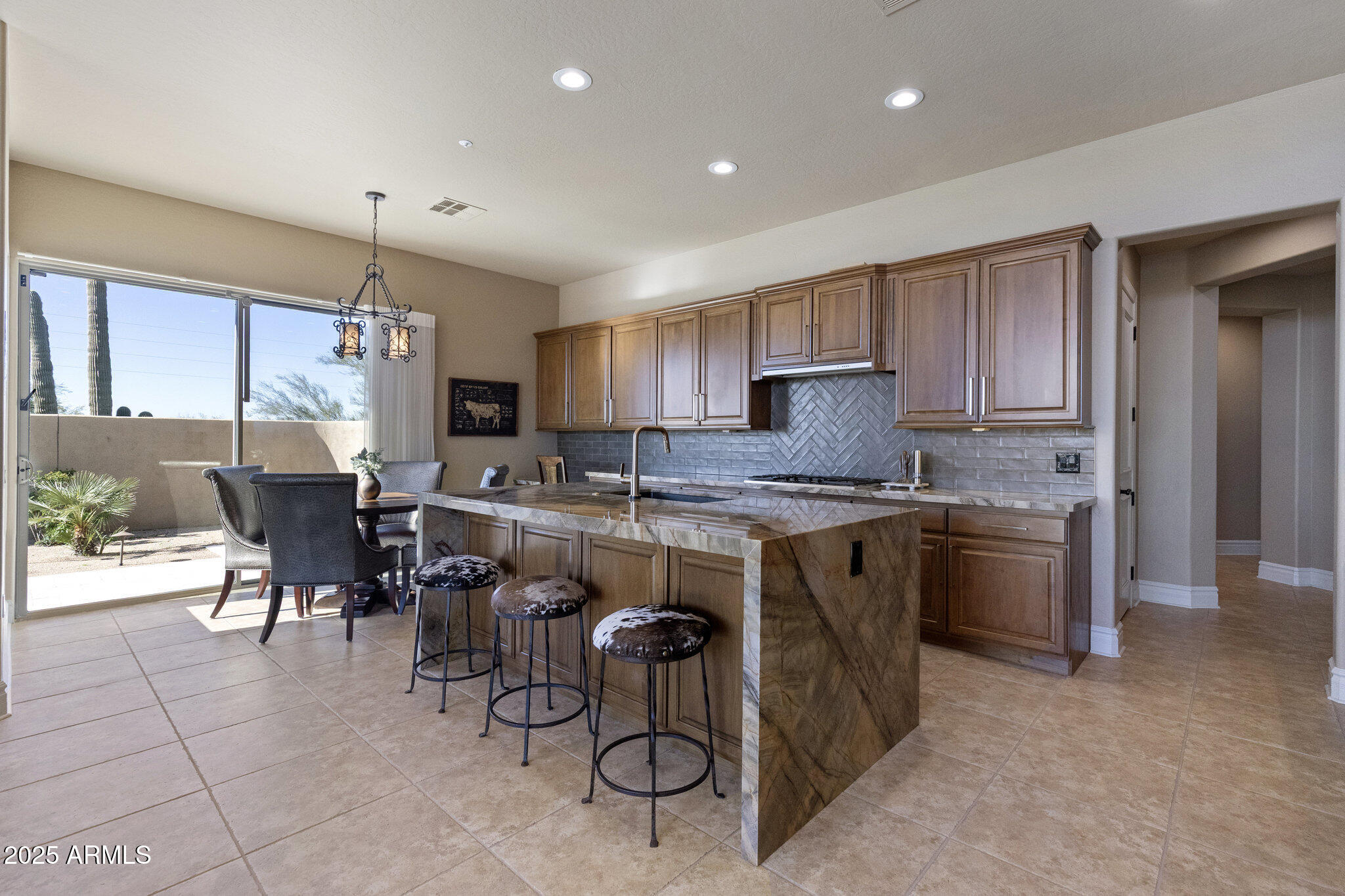 6419 E GREYTHORN Drive