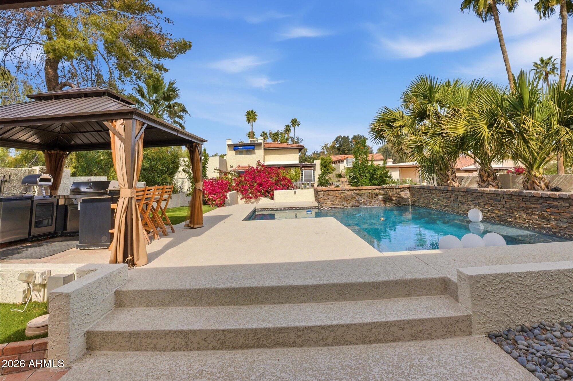 4632 E Winston Drive