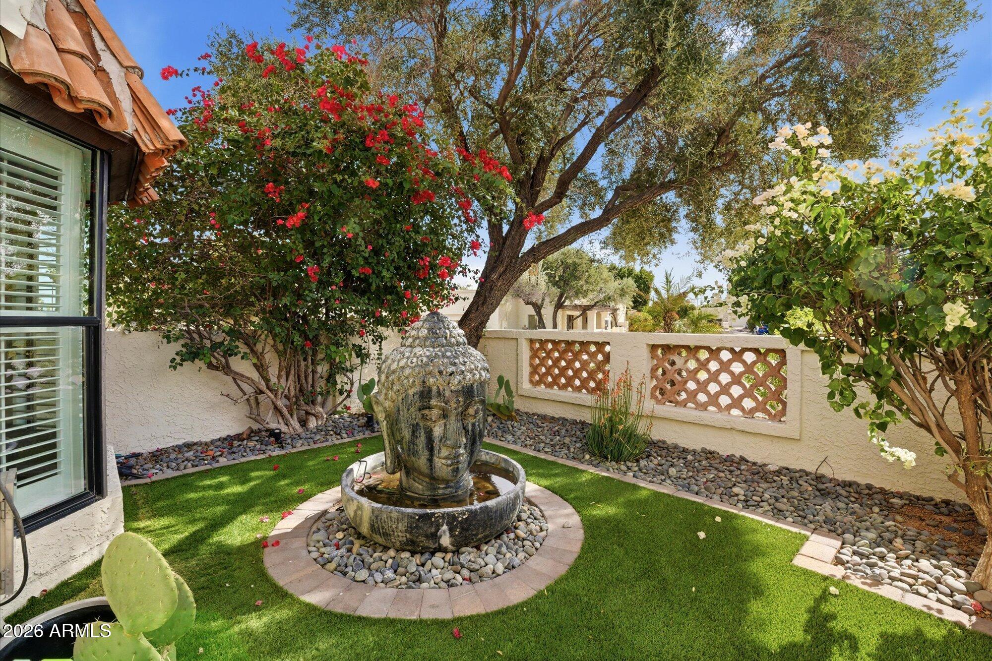 4632 E Winston Drive