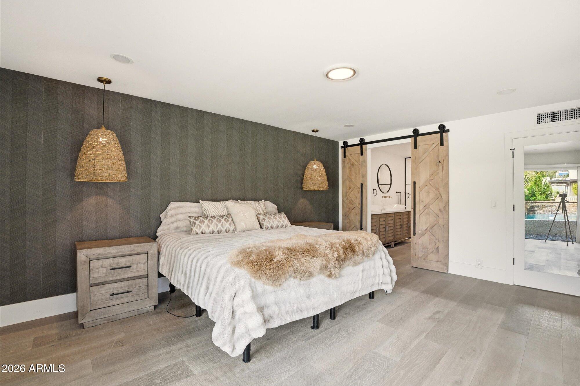 4632 E Winston Drive