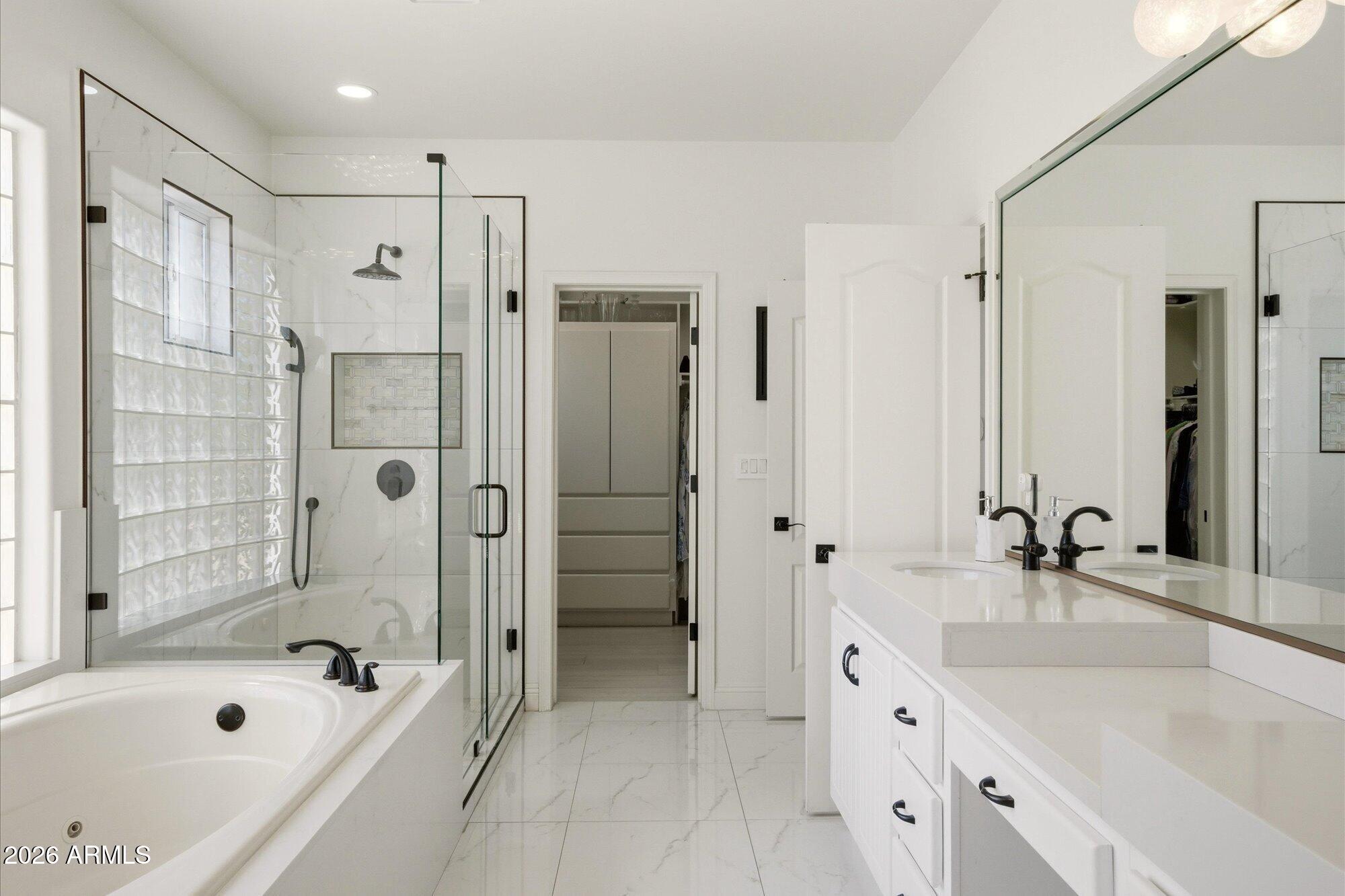 9458 E DESERT COVE Avenue