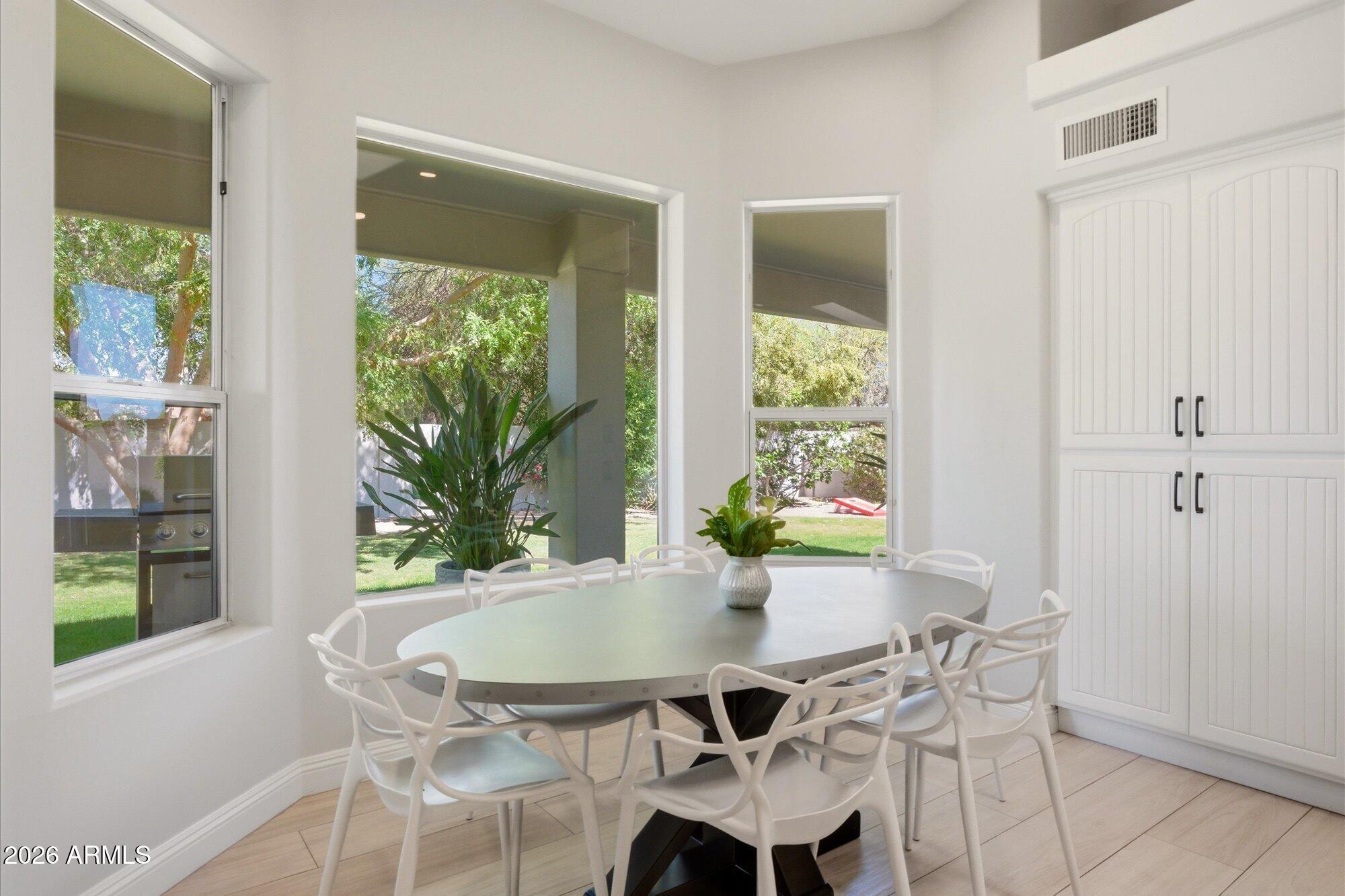 9458 E DESERT COVE Avenue