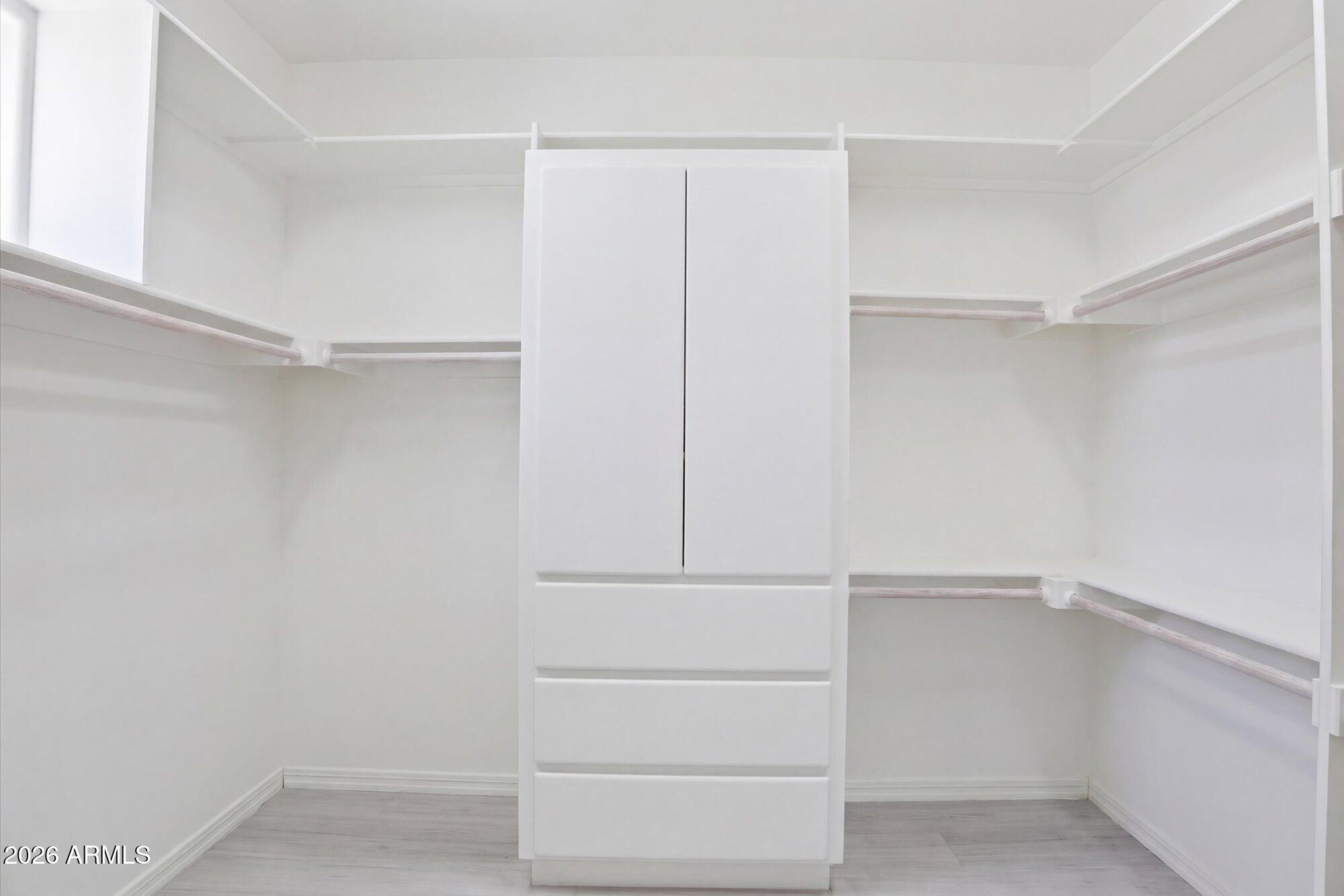 9458 E DESERT COVE Avenue