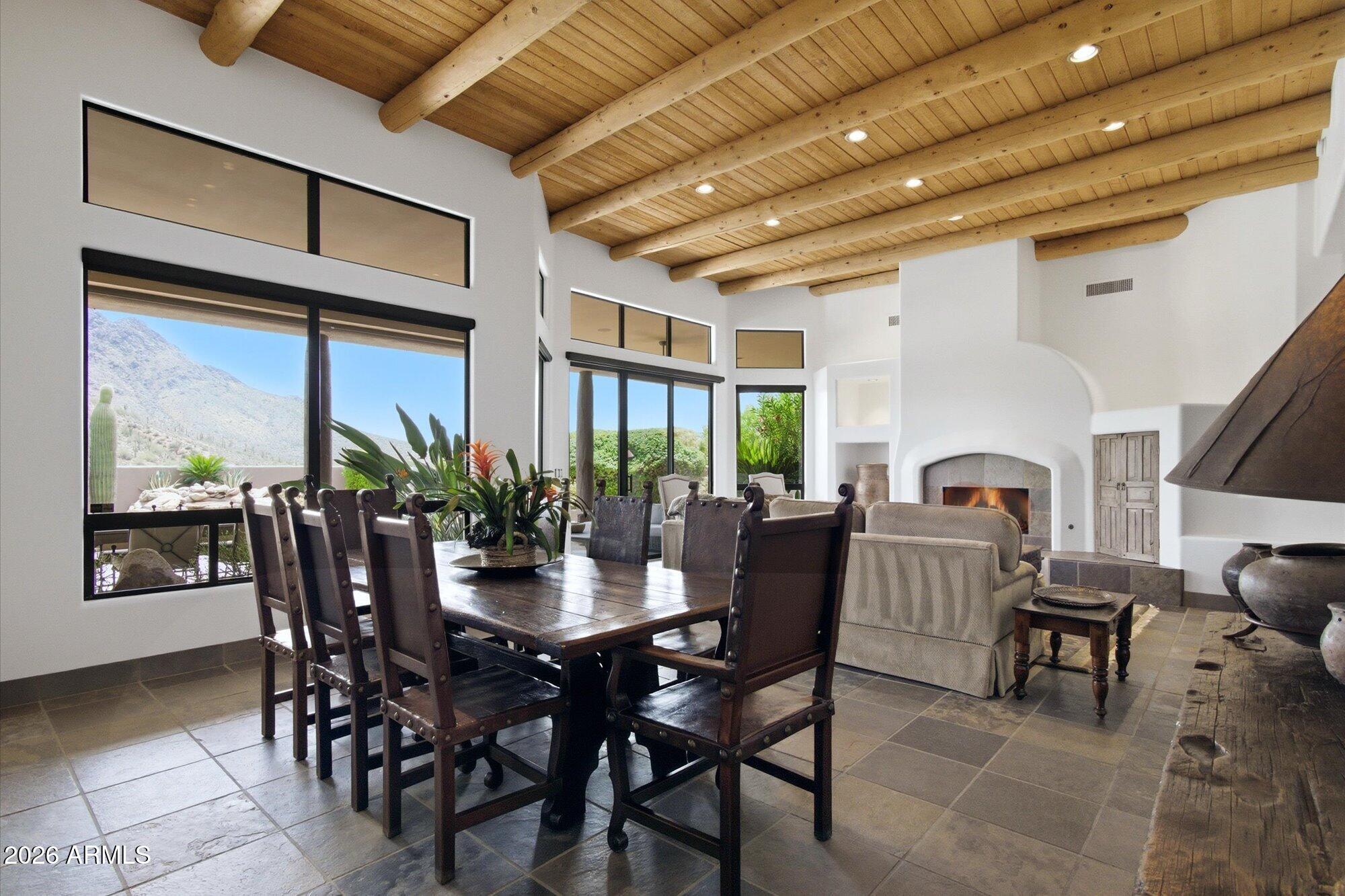 11453 E DE LA O Road