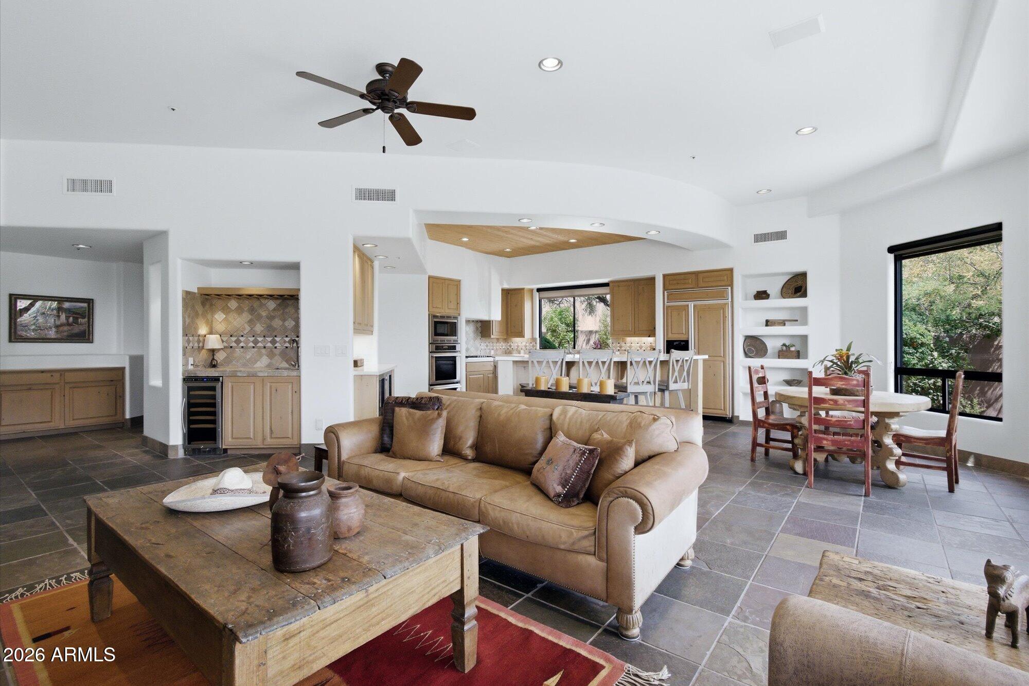 11453 E DE LA O Road