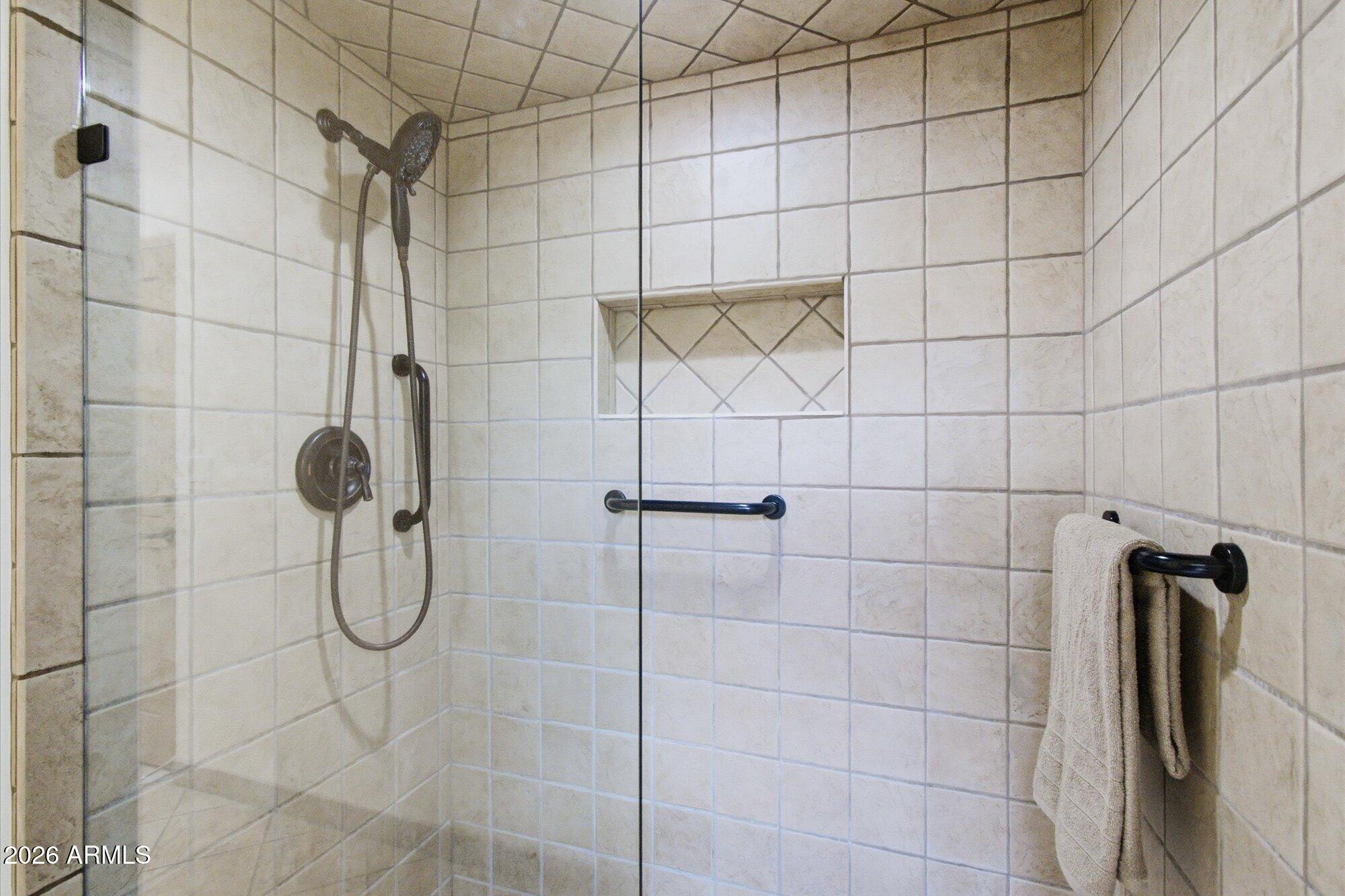 11453 E DE LA O Road