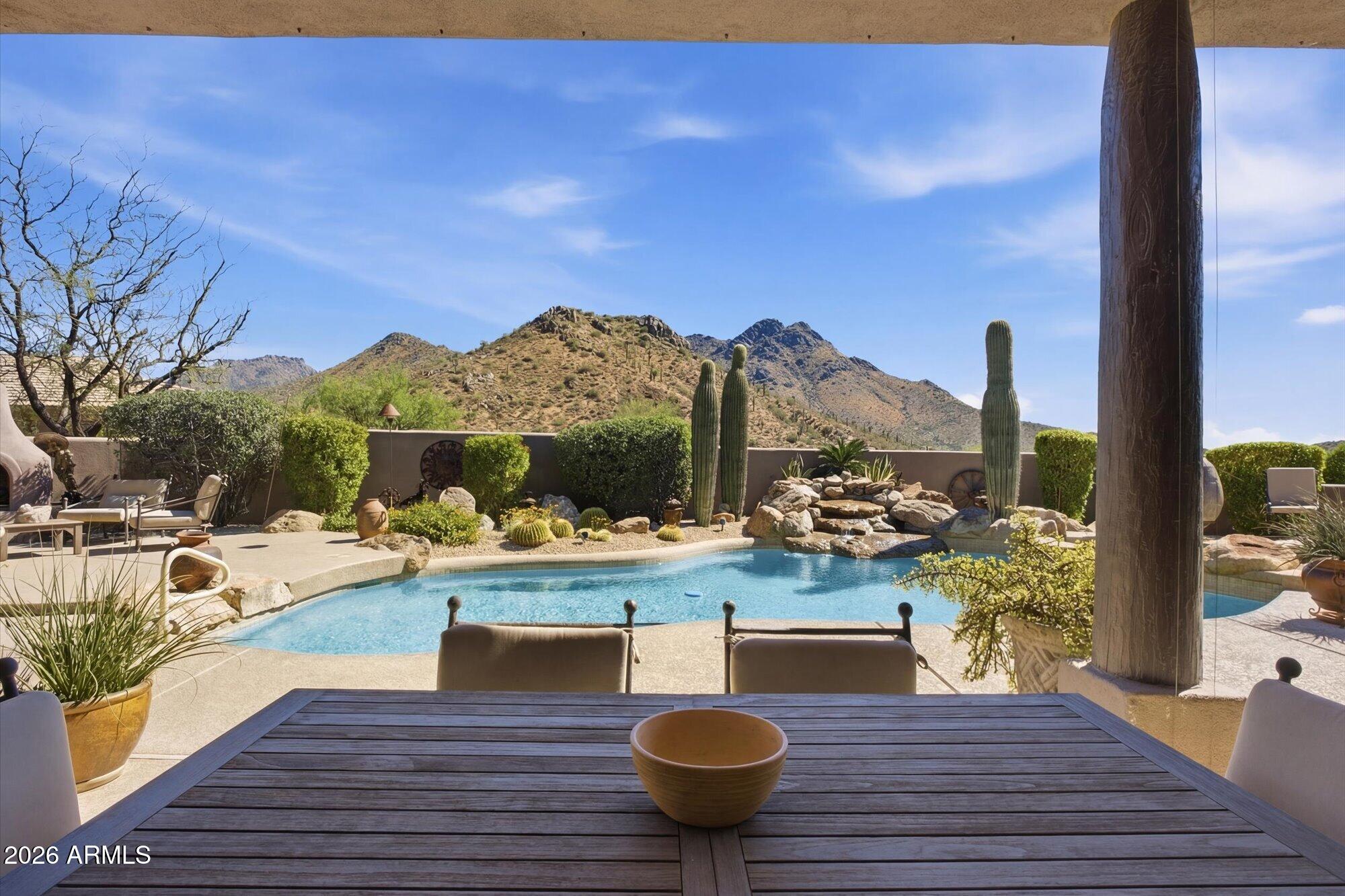 11453 E DE LA O Road